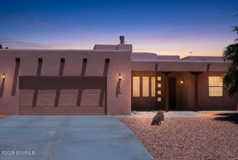 Homes For Sale - 2462 Conchas Lane<br/> Las Cruces, NM 88011