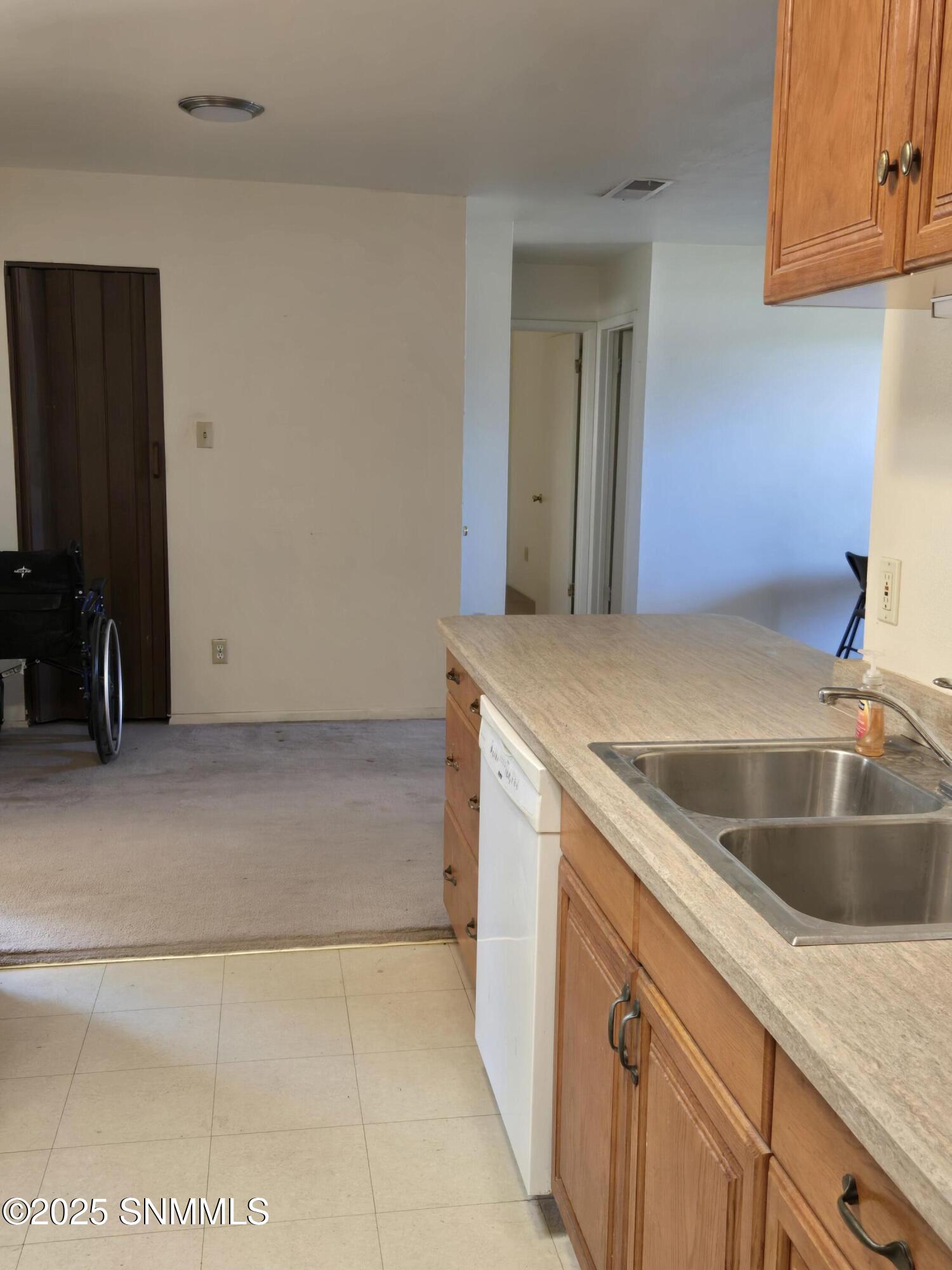 1755 Walden Drive, Las Cruces, New York image 6