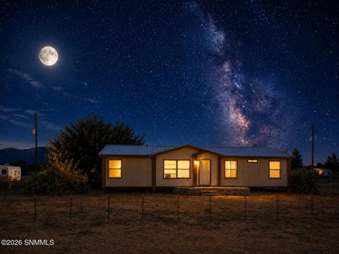 Mobile Home For Sale - 7654 Grouse Run Drive<br/> Las Cruces, NM 88012