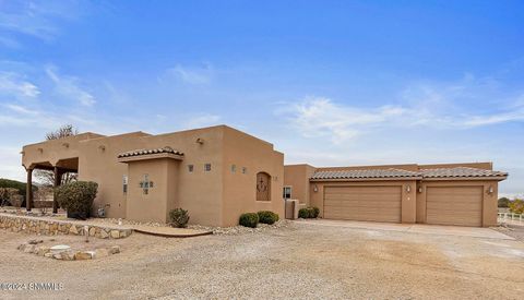 240 Providence Road, Las Cruces, NM 88007 - #: 2403637