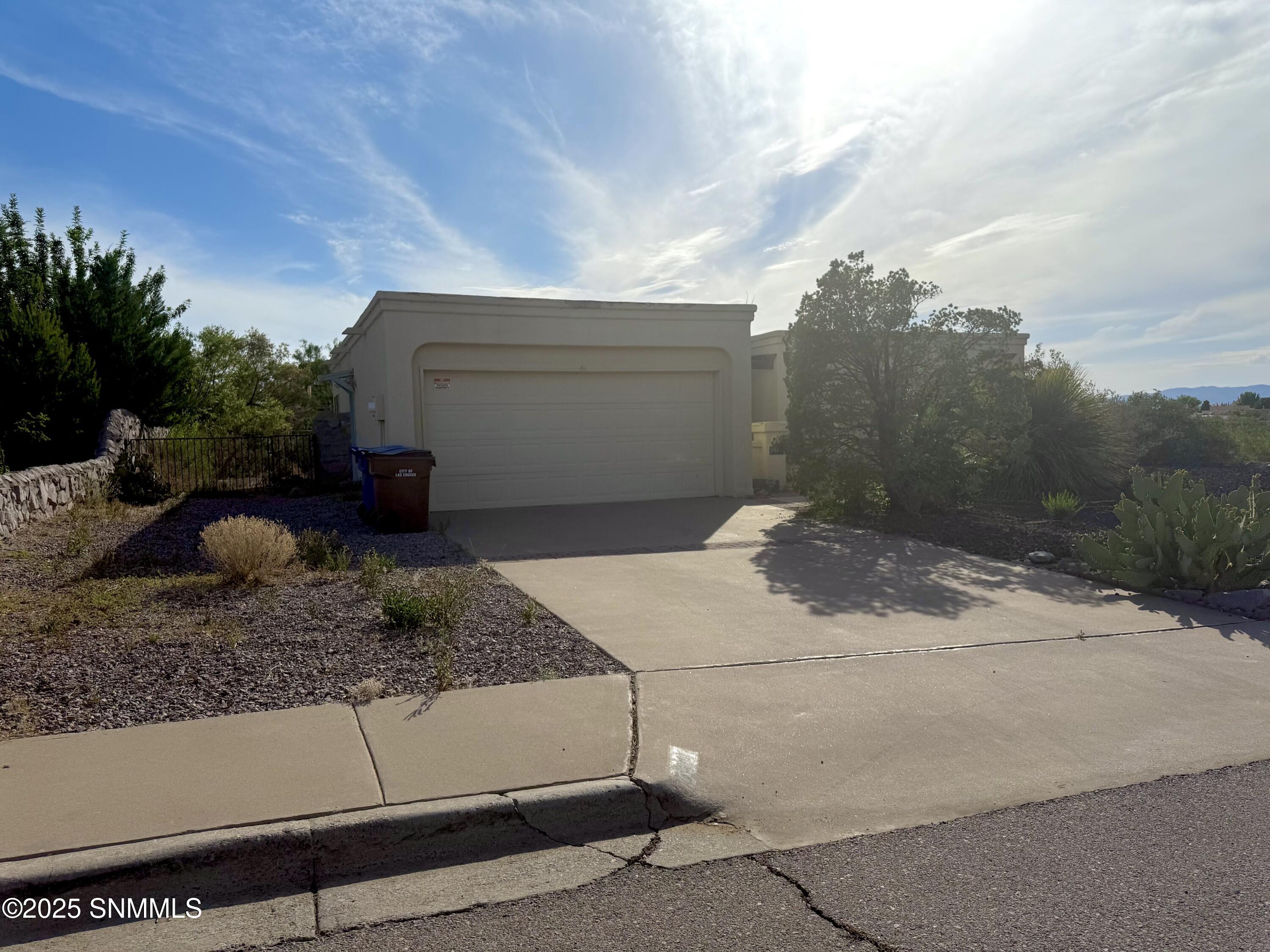 3407 Lunarridge Street, Las Cruces, New Mexico image 2