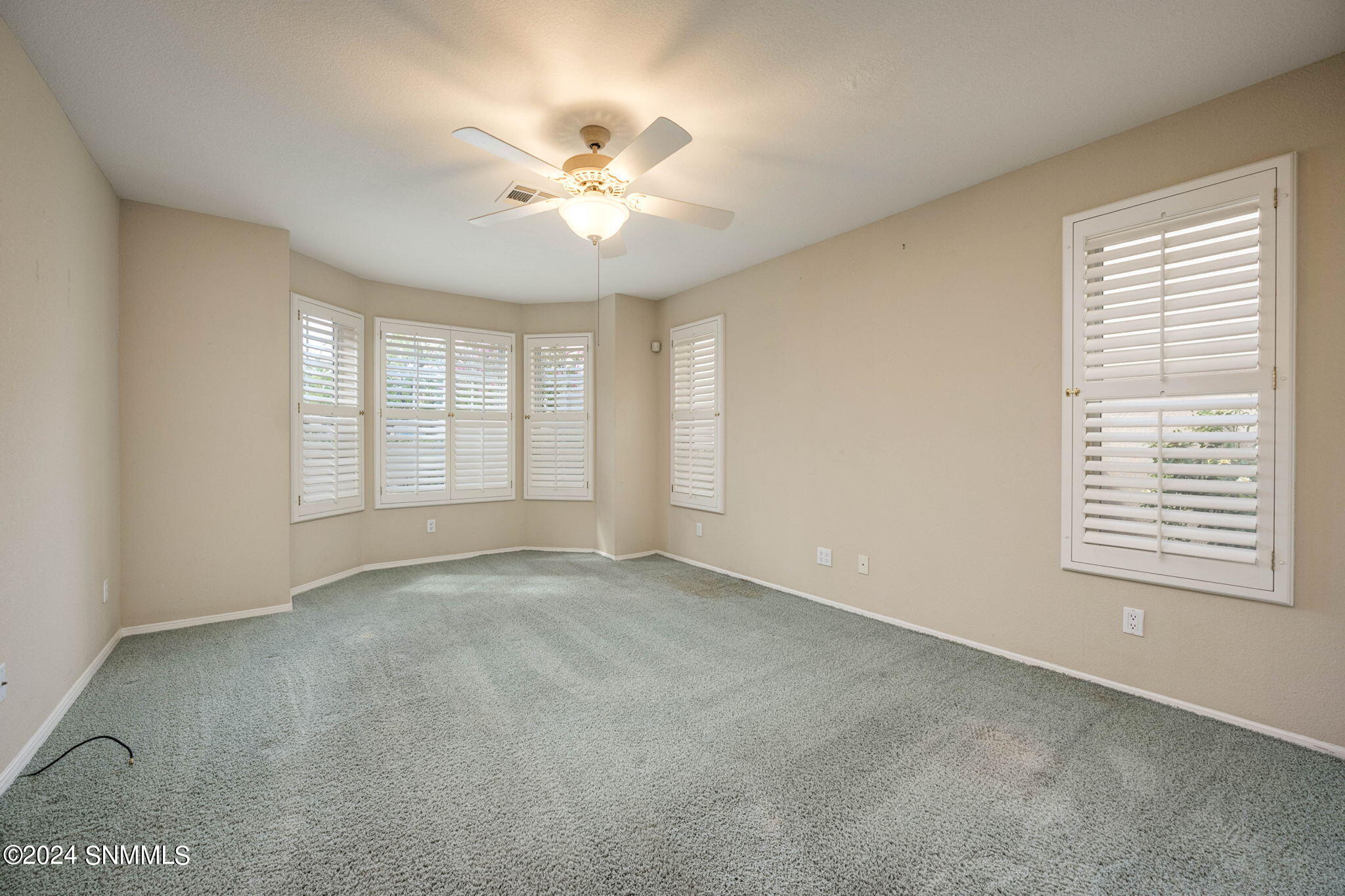 Las Cruces, New Mexico 88011, United States, 3 Bedrooms Bedrooms, ,3 BathroomsBathrooms,Residential,Pending,50717