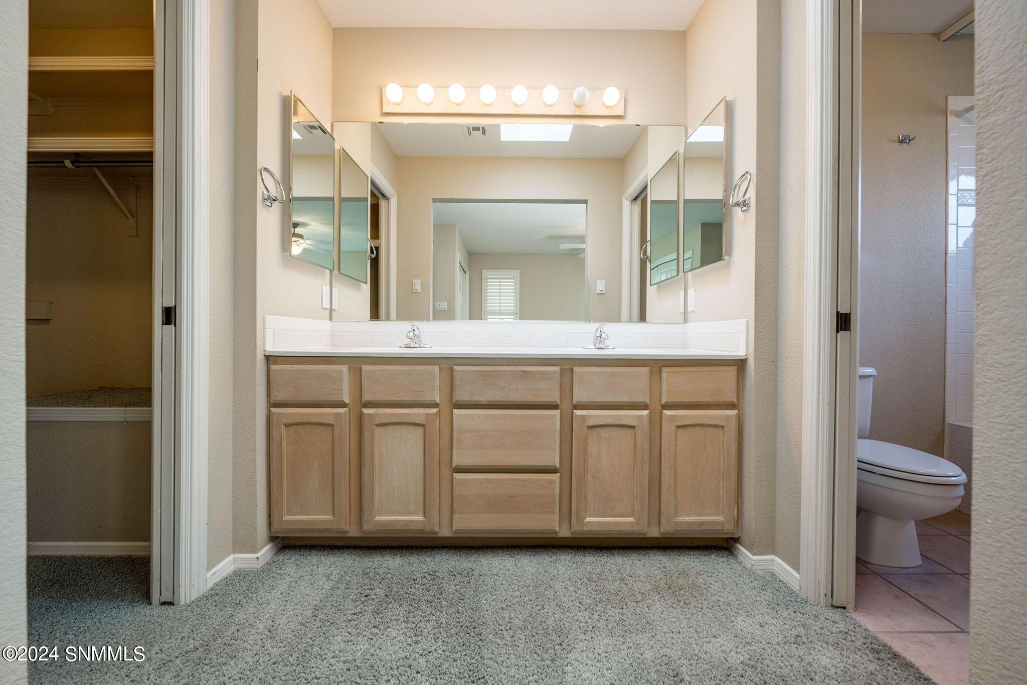 Las Cruces, New Mexico 88011, United States, 3 Bedrooms Bedrooms, ,3 BathroomsBathrooms,Residential,Pending,50717