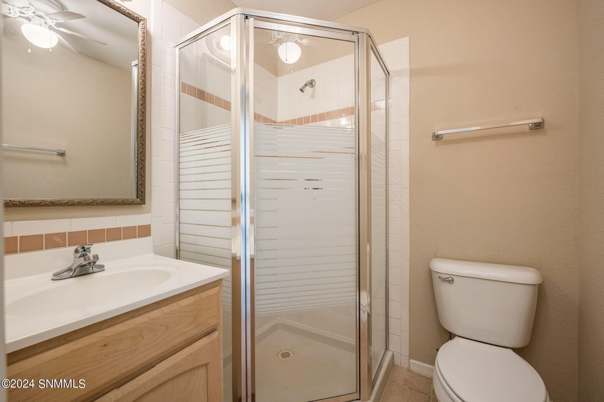 Las Cruces, New Mexico 88011, United States, 3 Bedrooms Bedrooms, ,3 BathroomsBathrooms,Residential,Pending,50717