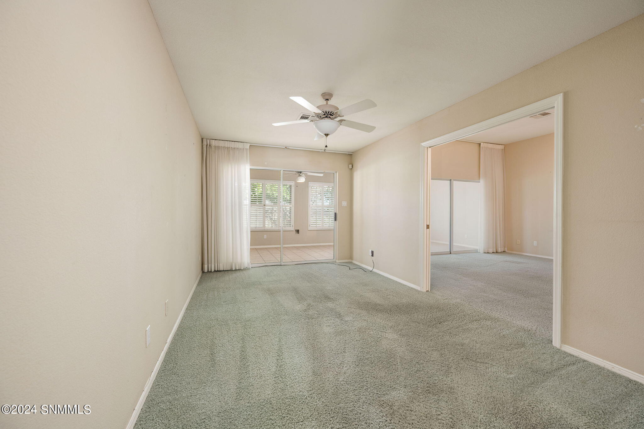 Las Cruces, New Mexico 88011, United States, 3 Bedrooms Bedrooms, ,3 BathroomsBathrooms,Residential,Pending,50717