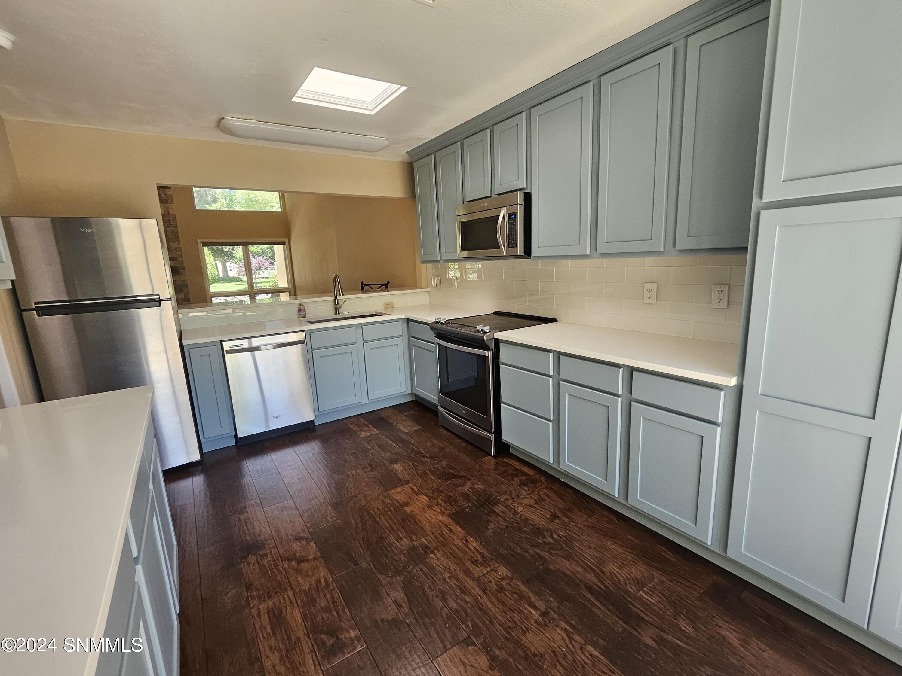 Las Cruces, New Mexico 88005, United States, 3 Bedrooms Bedrooms, ,2 BathroomsBathrooms,Residential,Pending,52852