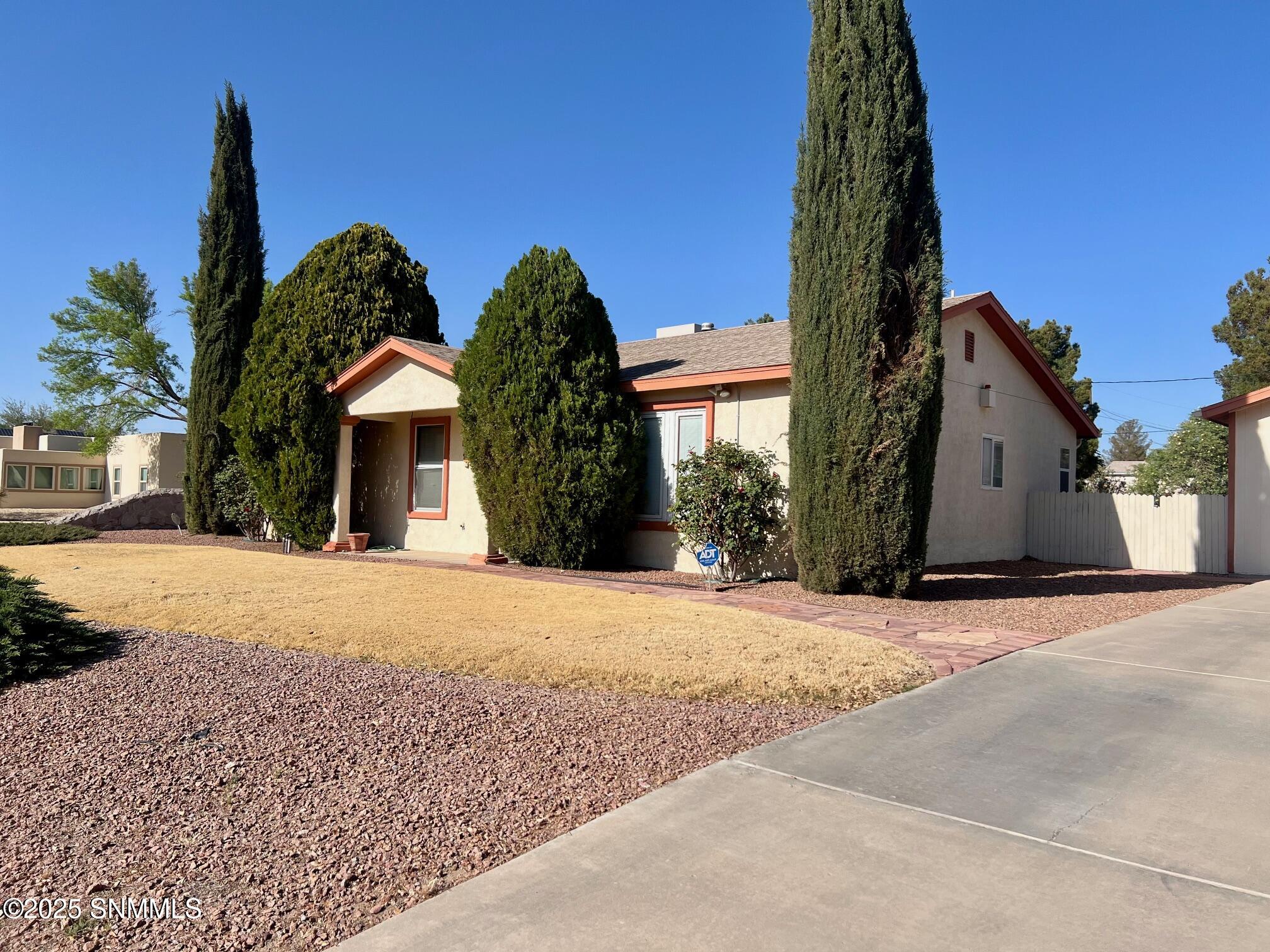 3842 Azalea Drive, Las Cruces, New York image 5