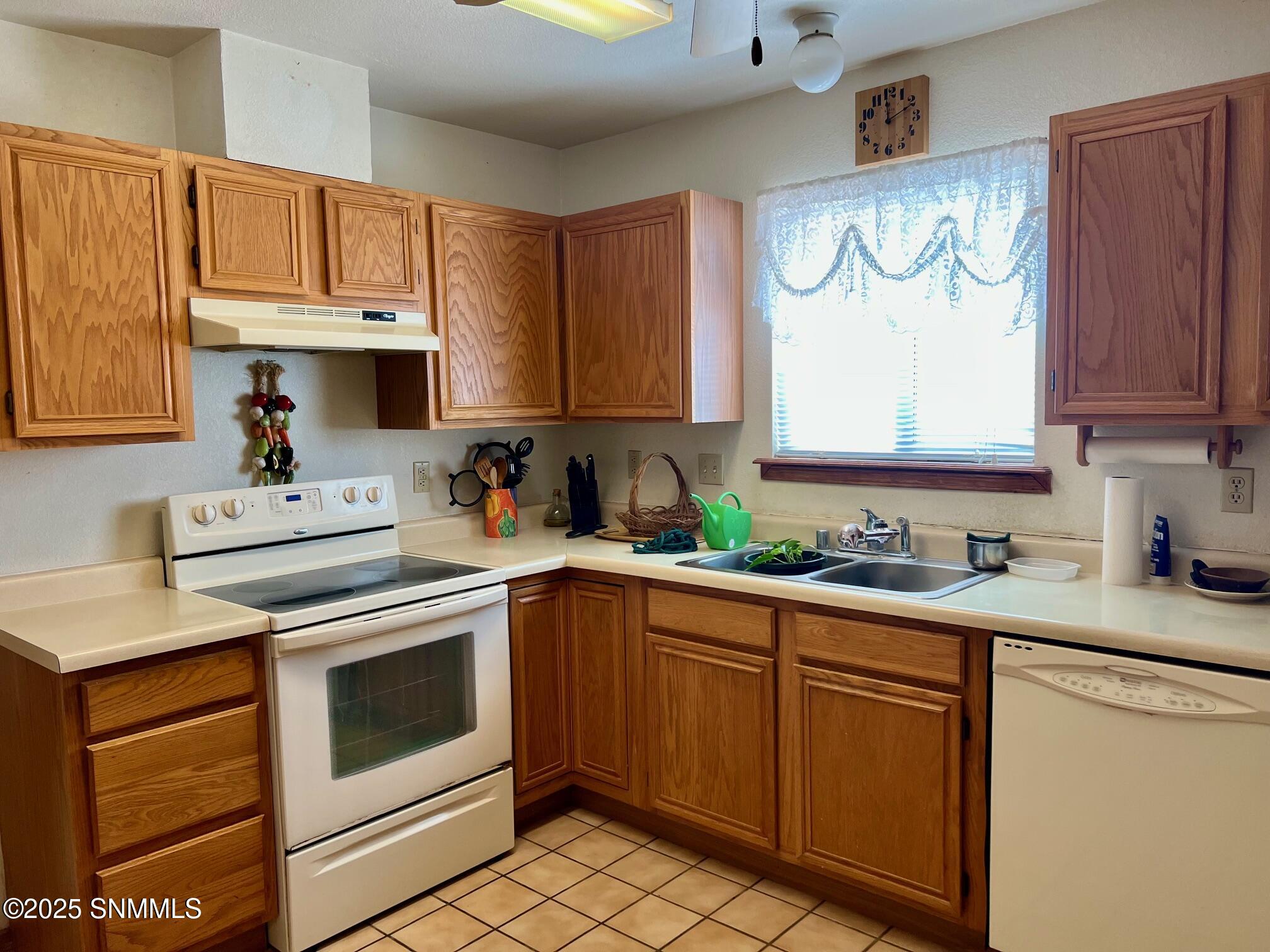 3842 Azalea Drive, Las Cruces, New York image 13