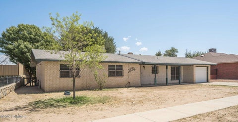 Homes For Sale - 1930 Rosedale Drive<br/> Dona Ana County, Las Cruces, NM 88005