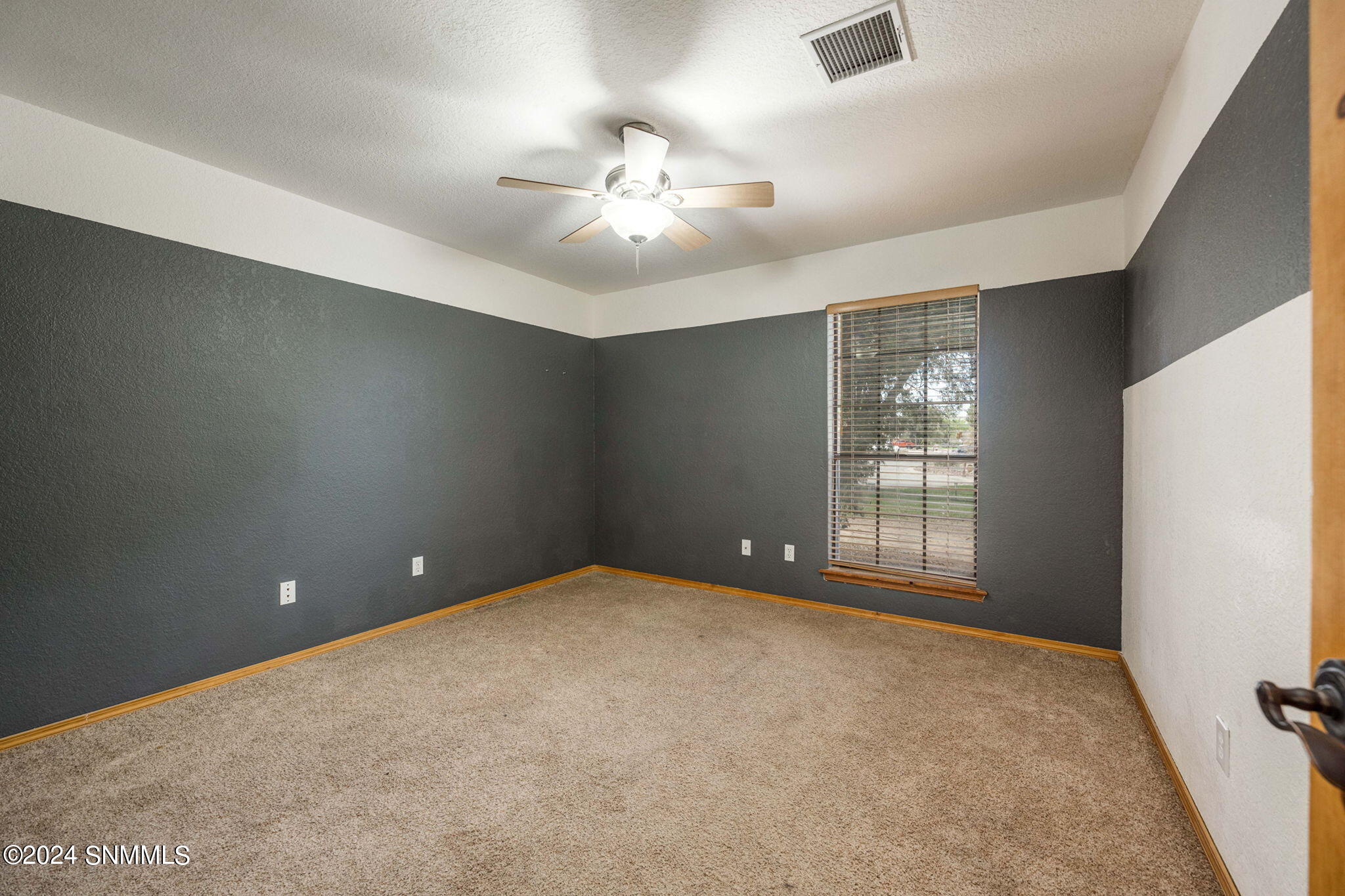 Las Cruces, New Mexico 88005, United States, 3 Bedrooms Bedrooms, ,3 BathroomsBathrooms,Residential,Pending,46284