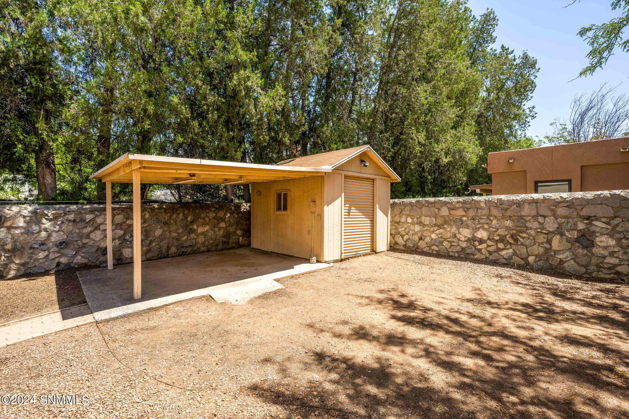 Las Cruces, New Mexico 88005, United States, 3 Bedrooms Bedrooms, ,3 BathroomsBathrooms,Residential,Pending,46284