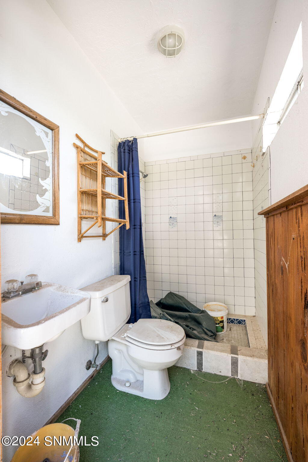 Las Cruces, New Mexico 88005, United States, 3 Bedrooms Bedrooms, ,3 BathroomsBathrooms,Residential,Pending,46284