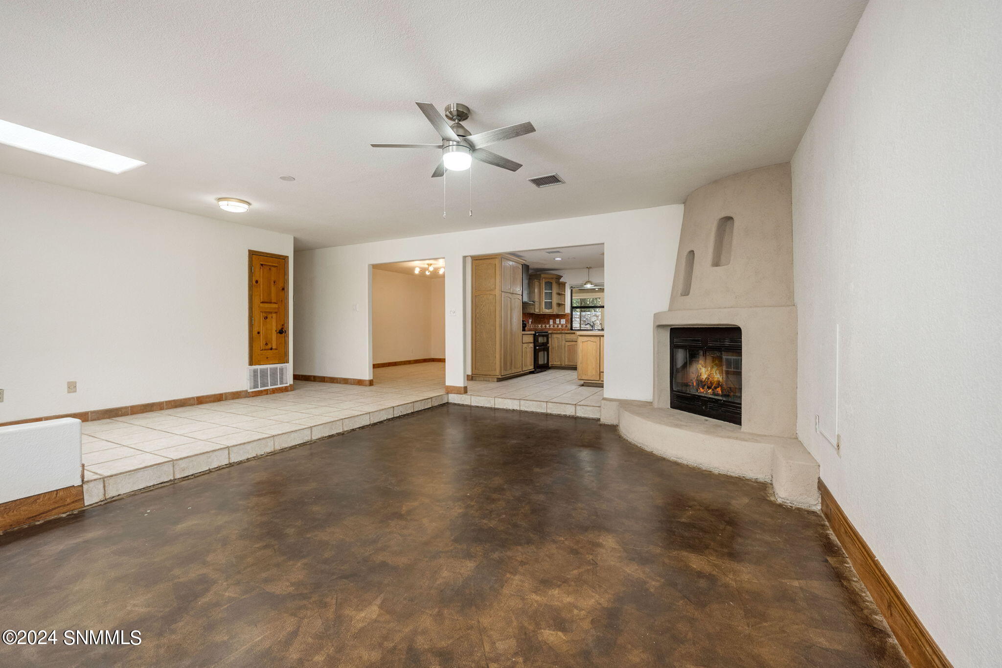 Las Cruces, New Mexico 88005, United States, 3 Bedrooms Bedrooms, ,3 BathroomsBathrooms,Residential,Pending,46284