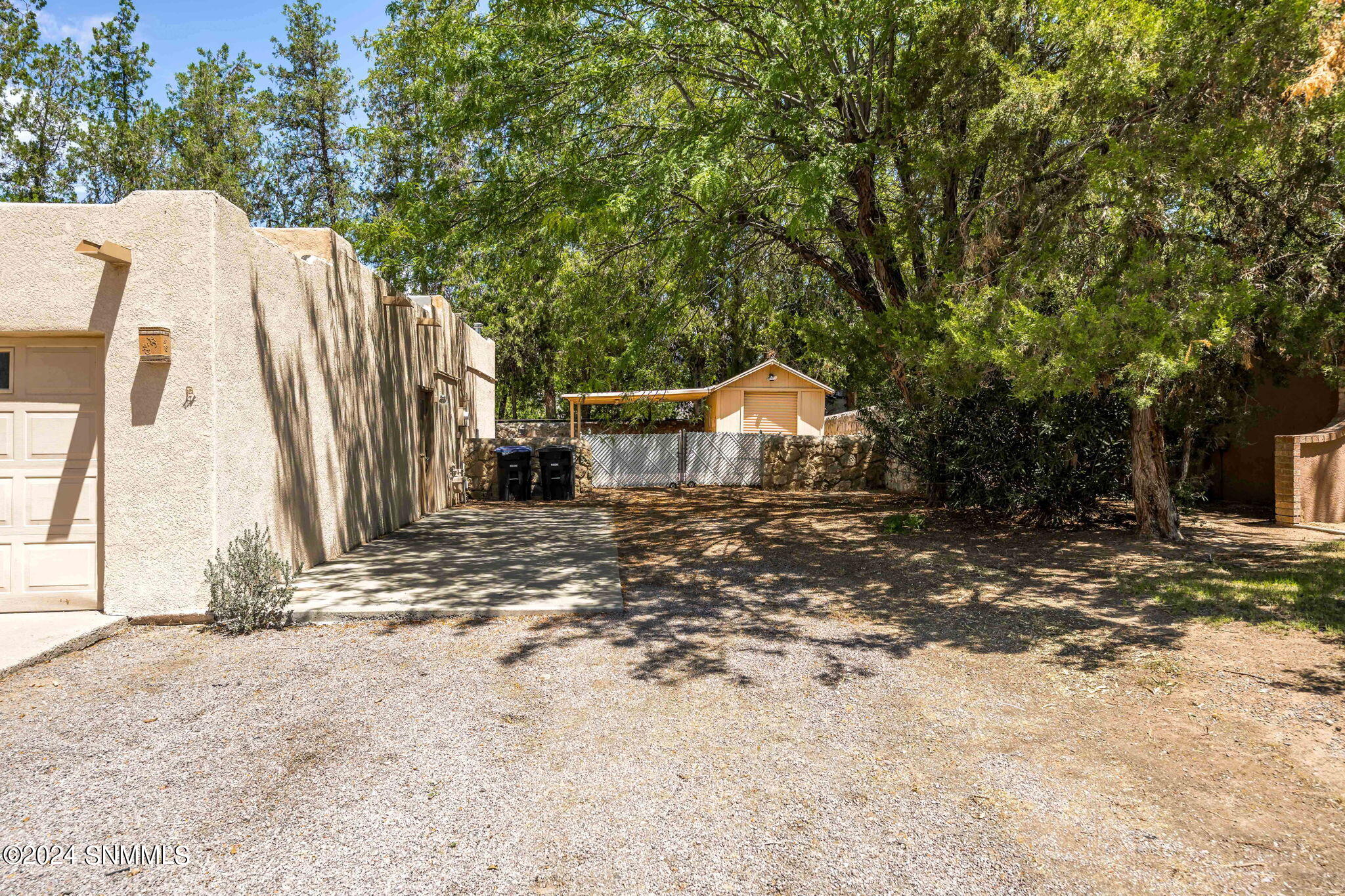 Las Cruces, New Mexico 88005, United States, 3 Bedrooms Bedrooms, ,3 BathroomsBathrooms,Residential,Pending,46284