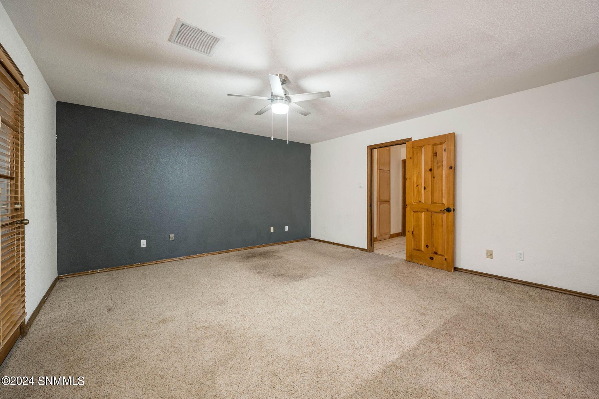 Las Cruces, New Mexico 88005, United States, 3 Bedrooms Bedrooms, ,3 BathroomsBathrooms,Residential,Pending,46284