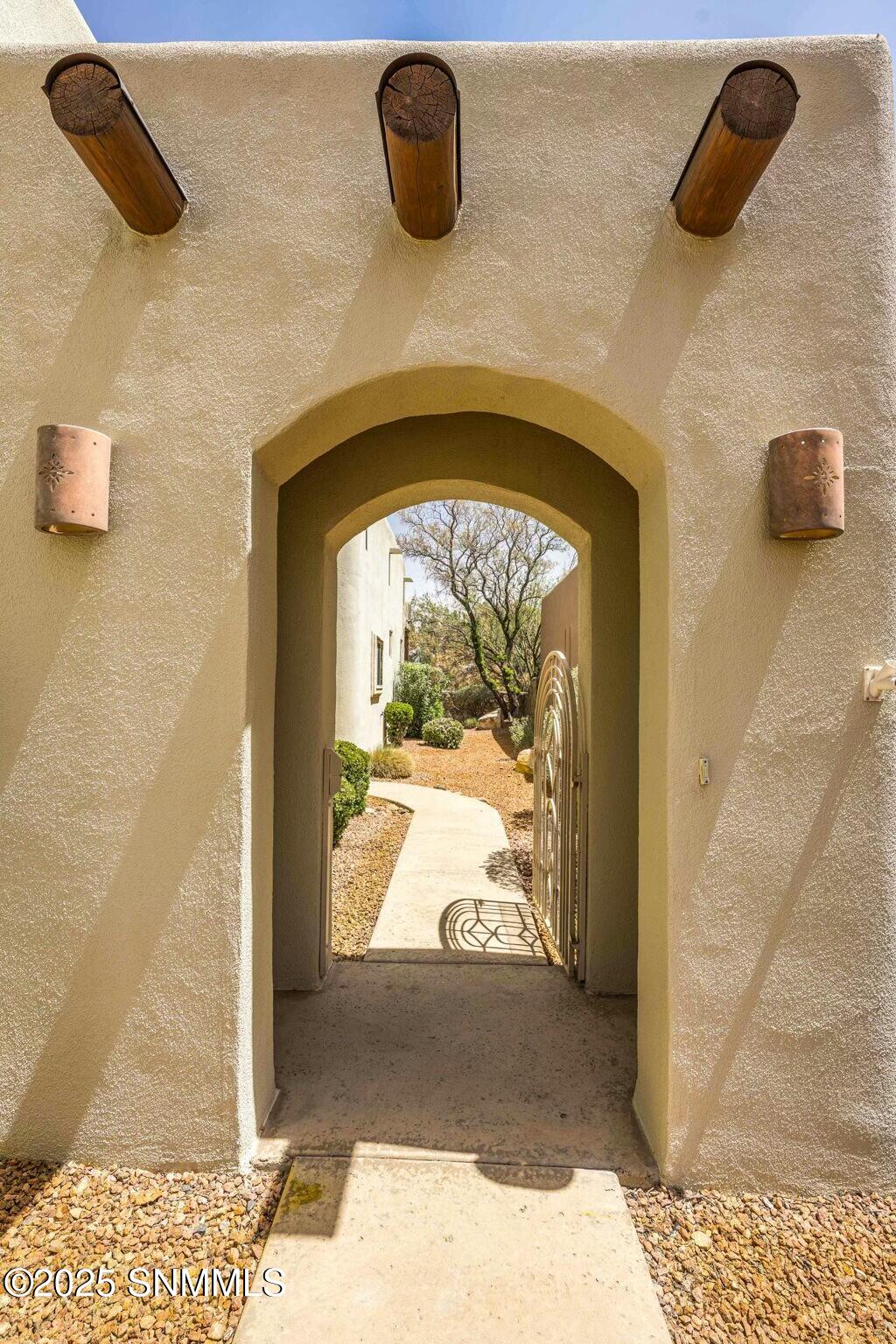 Las Cruces, New Mexico 88007, United States, 3 Bedrooms Bedrooms, ,2 BathroomsBathrooms,Residential,Active,113862