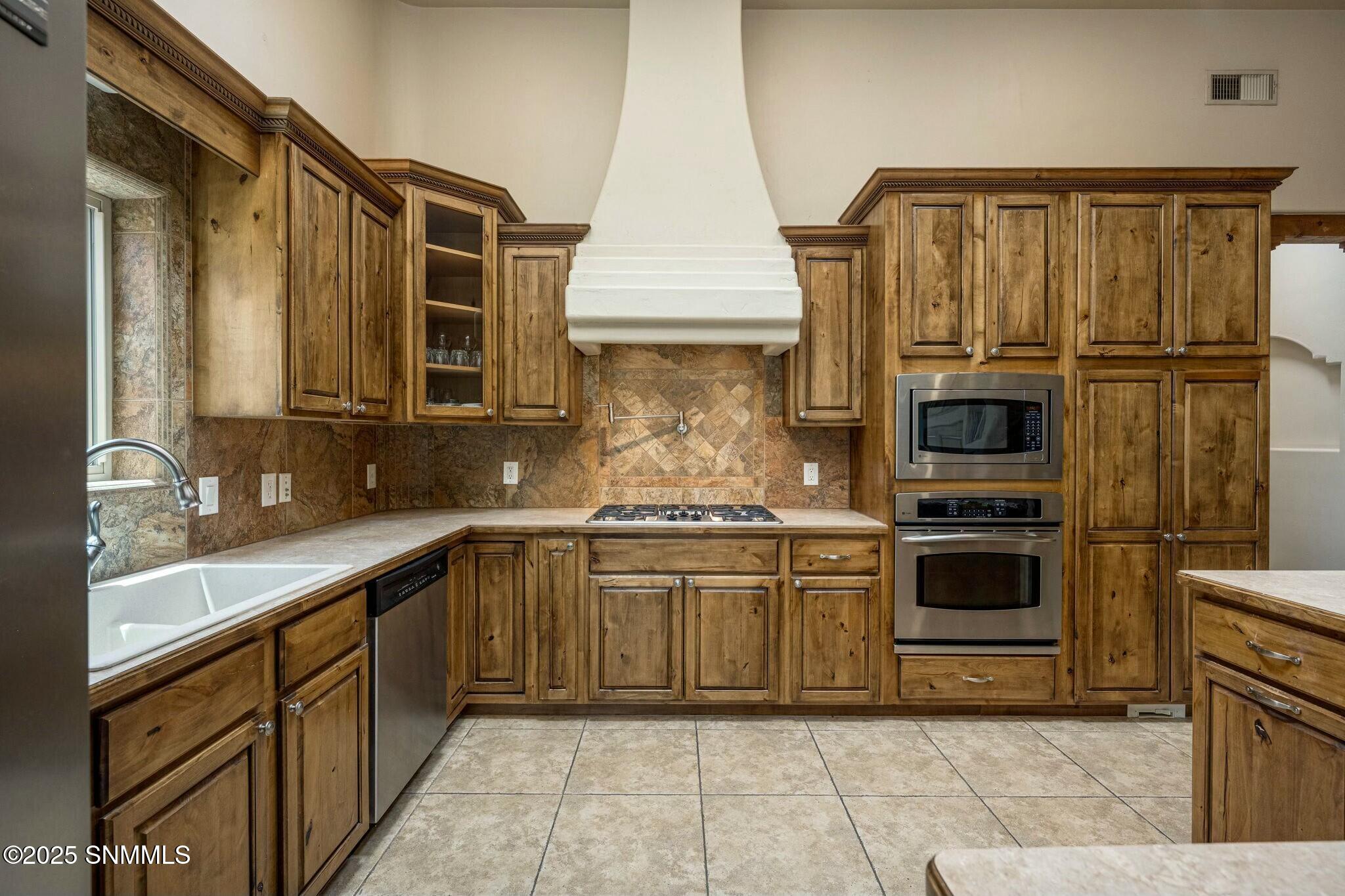 Las Cruces, New Mexico 88007, United States, 3 Bedrooms Bedrooms, ,2 BathroomsBathrooms,Residential,Active,113862