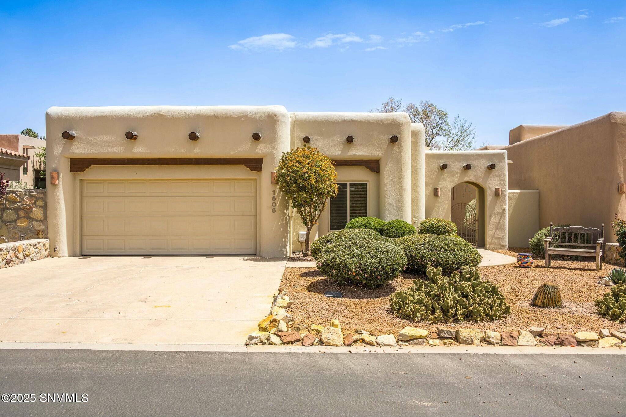 Las Cruces, New Mexico 88007, United States, 3 Bedrooms Bedrooms, ,2 BathroomsBathrooms,Residential,Active,113862