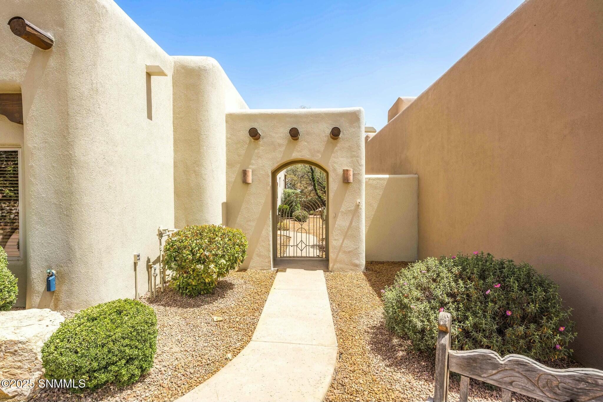 Las Cruces, New Mexico 88007, United States, 3 Bedrooms Bedrooms, ,2 BathroomsBathrooms,Residential,Active,113862