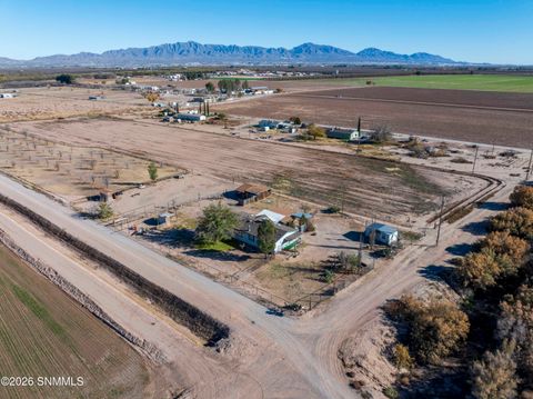 Vacant Land For Sale - 615 W Ojito De Madrid Drive<br/> Anthony, NM 88021