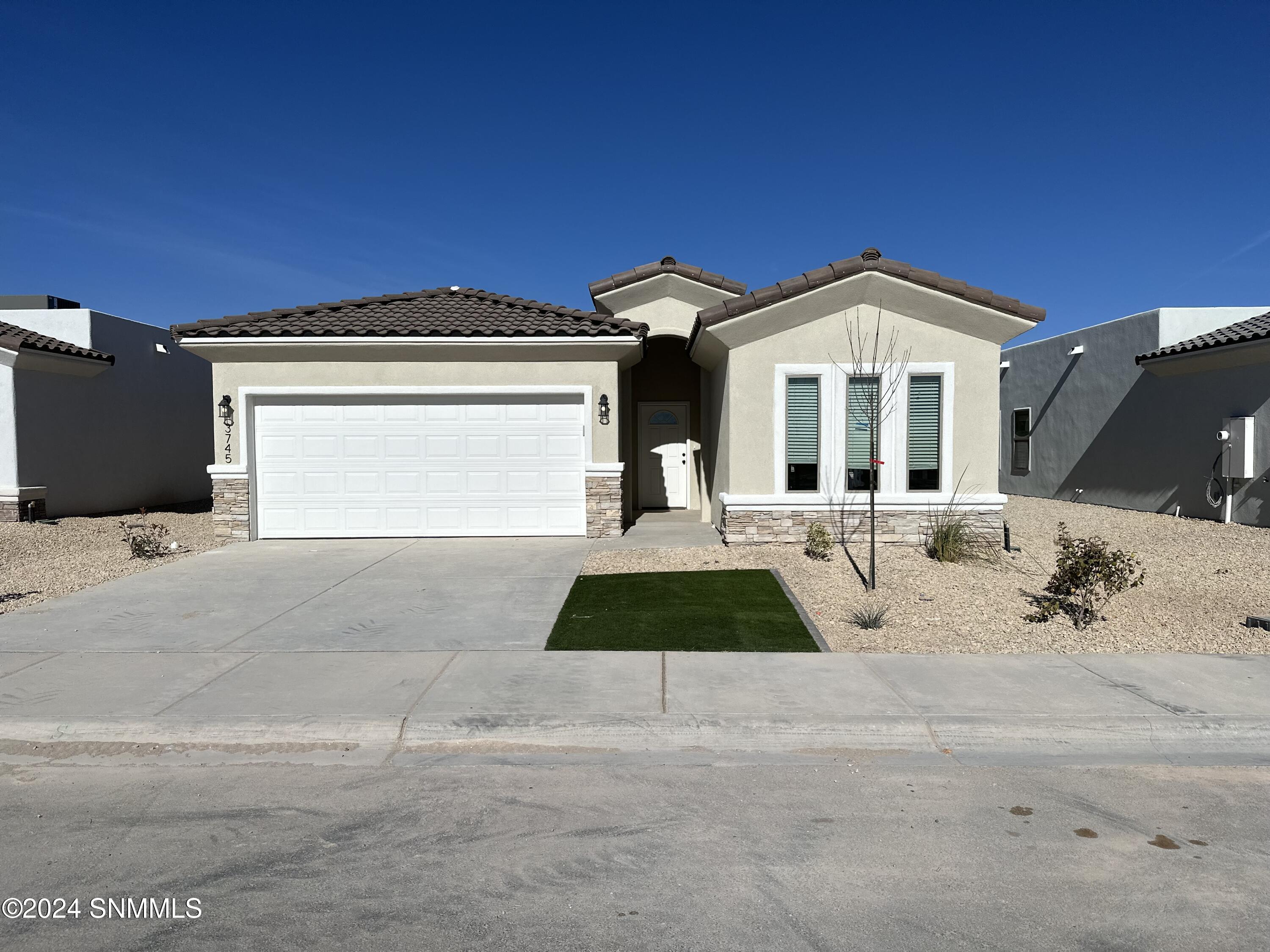 3745 Daybreak Street, Las Cruces, New Mexico image 1