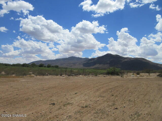 865 Outpost Lane, Radium Springs, New Mexico image 27