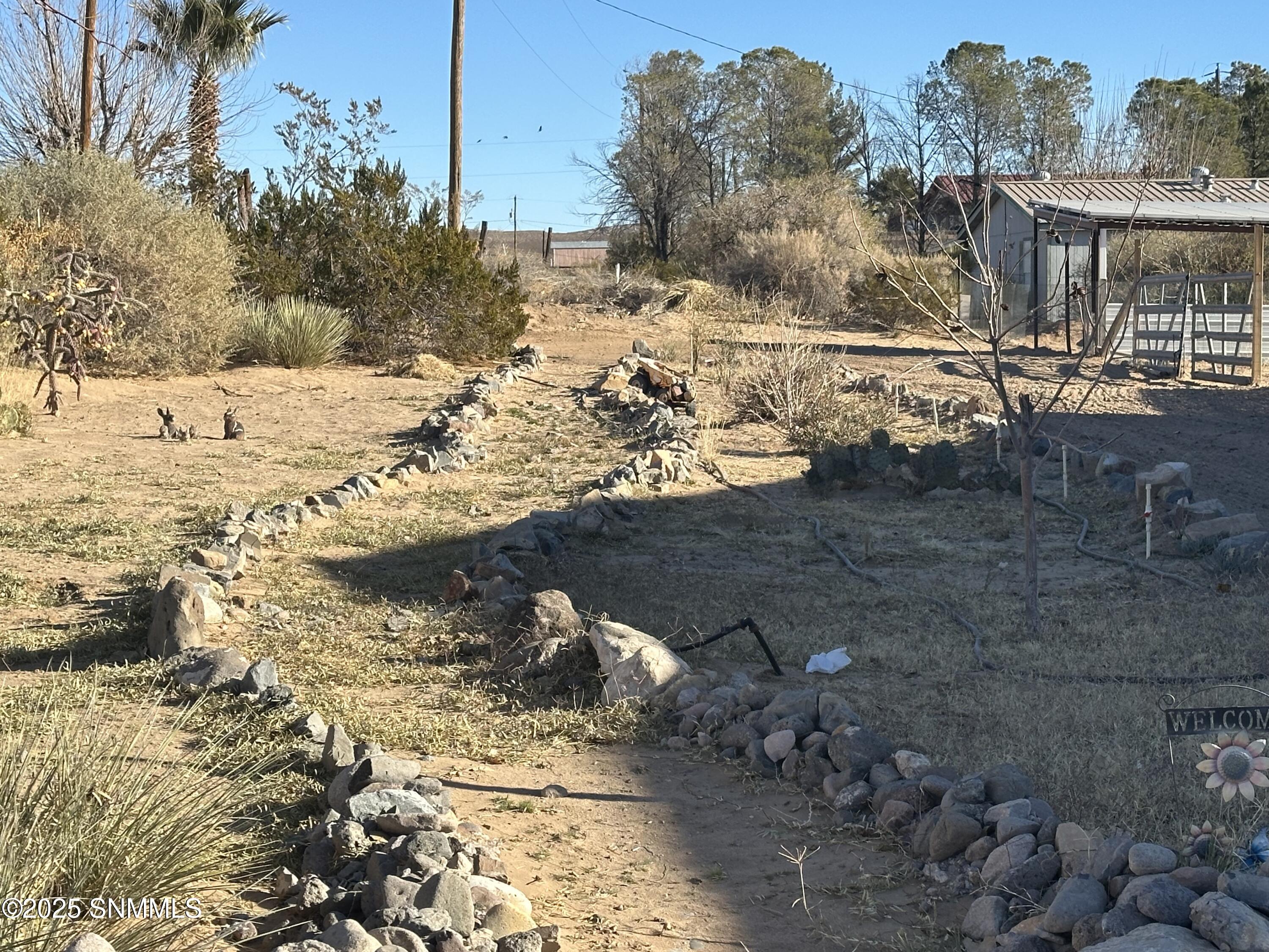 865 Outpost Lane, Radium Springs, New Mexico image 11