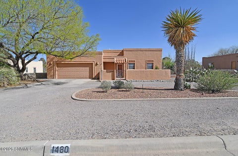 Homes For Sale - 1480 Via Norte<br/> Las Cruces, NM 88007