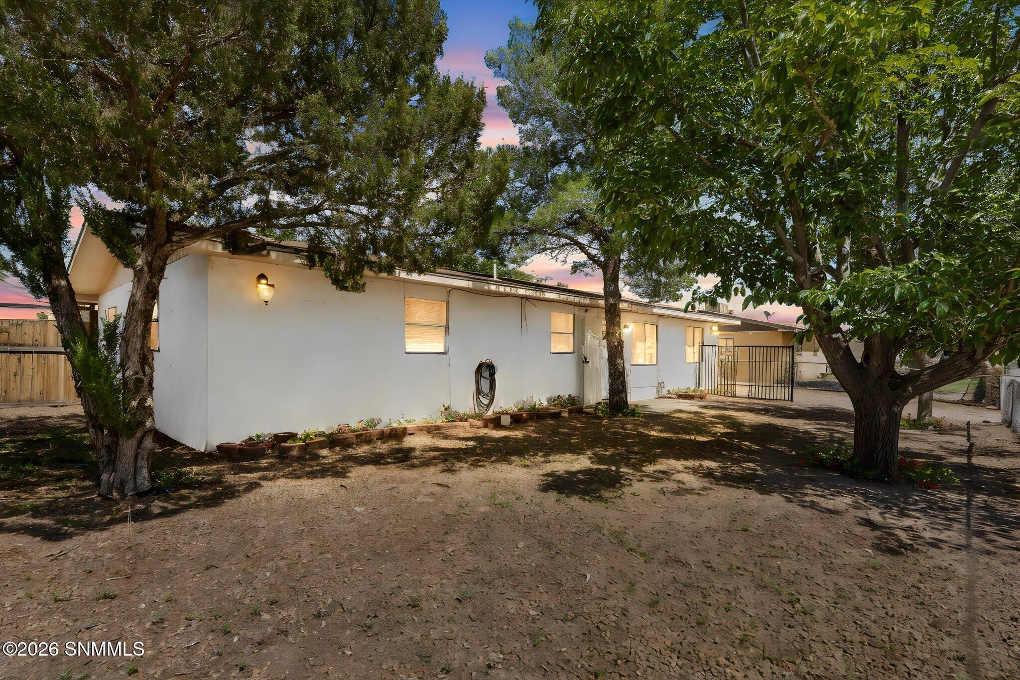 5850 Garcia Drive - Photo 3
