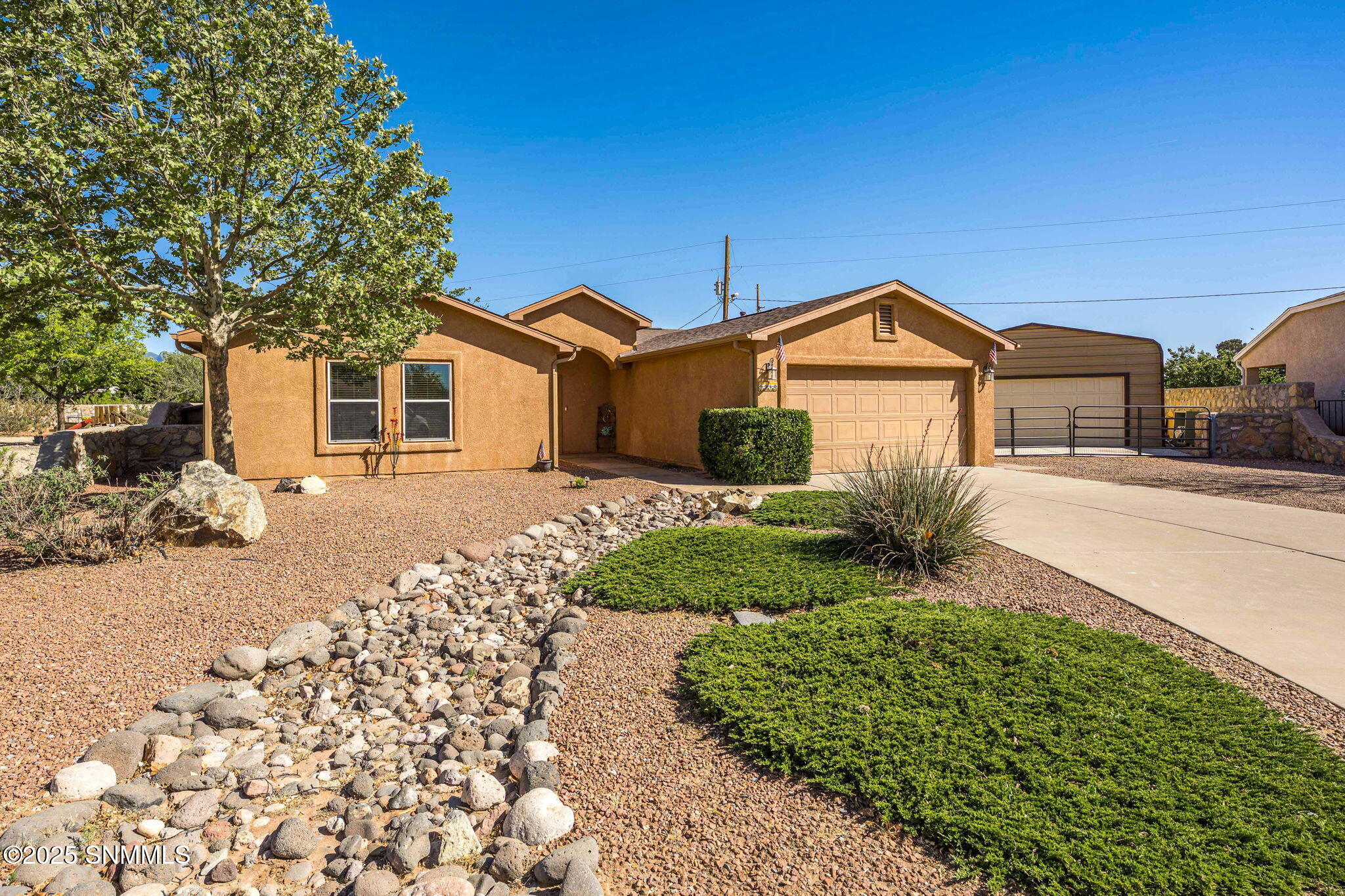 5948 Leaping Lizard Loop, Las Cruces, New York image 44