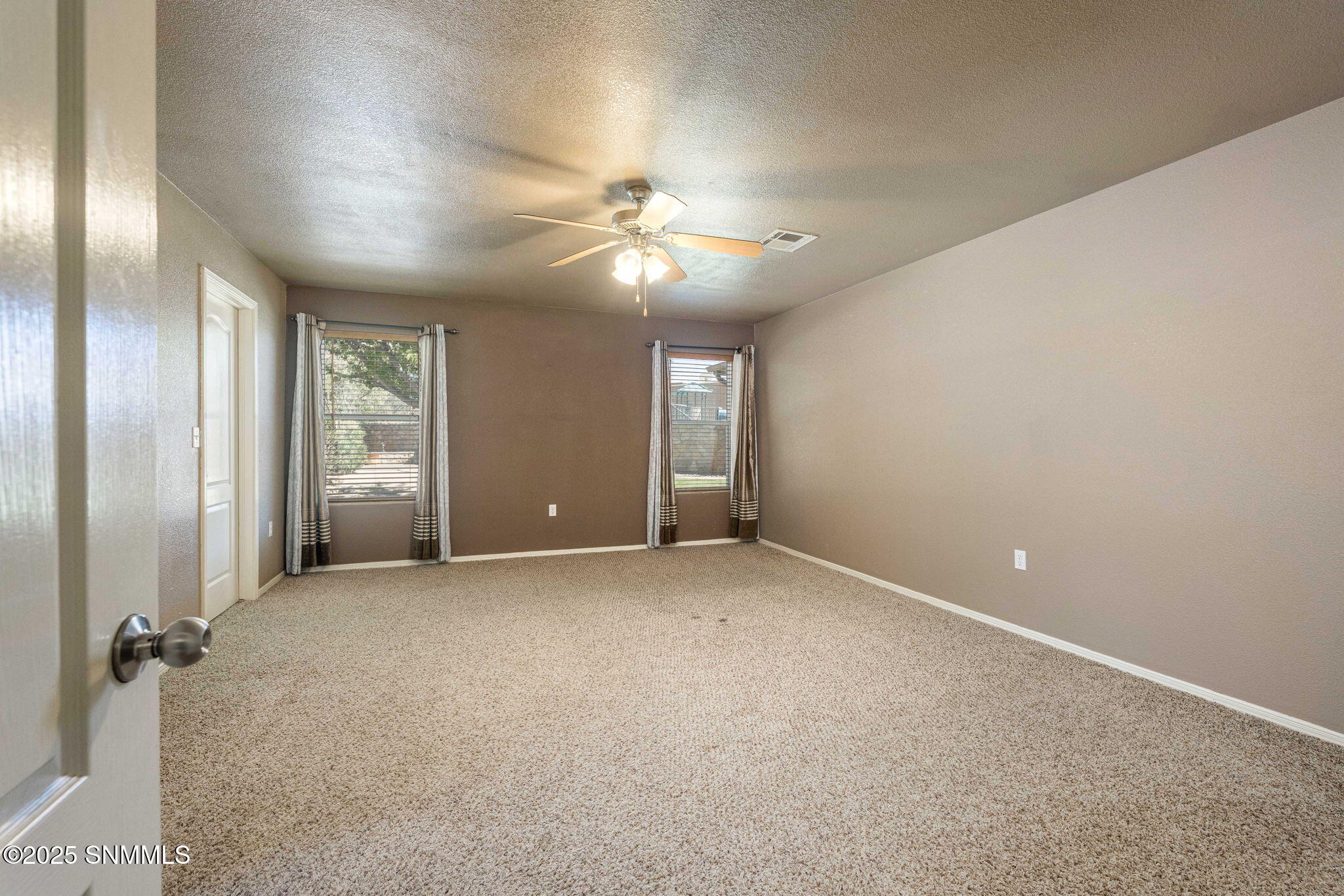 5948 Leaping Lizard Loop, Las Cruces, New York image 17