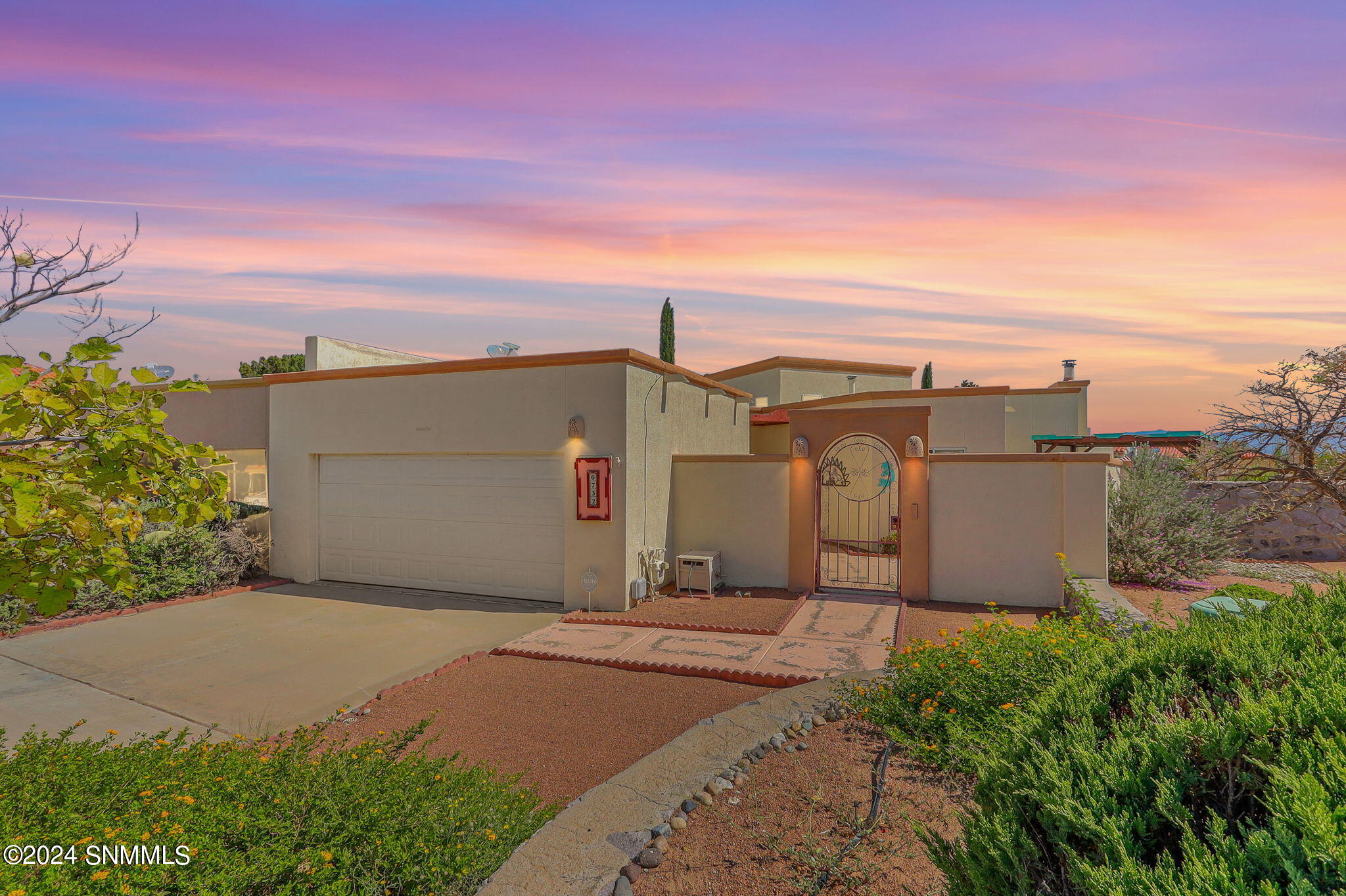 6732 Camino Blanco - Photo 2