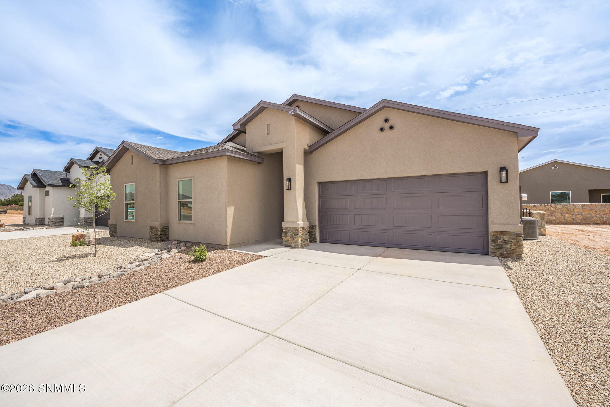 5922 Diaz Loop - Photo 2