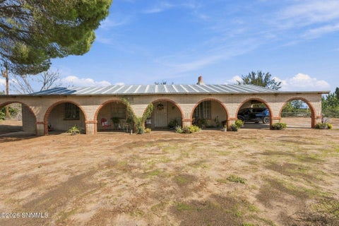 Homes For Sale - 3550 Coral Road # 1<br/> Las Cruces, NM 88007