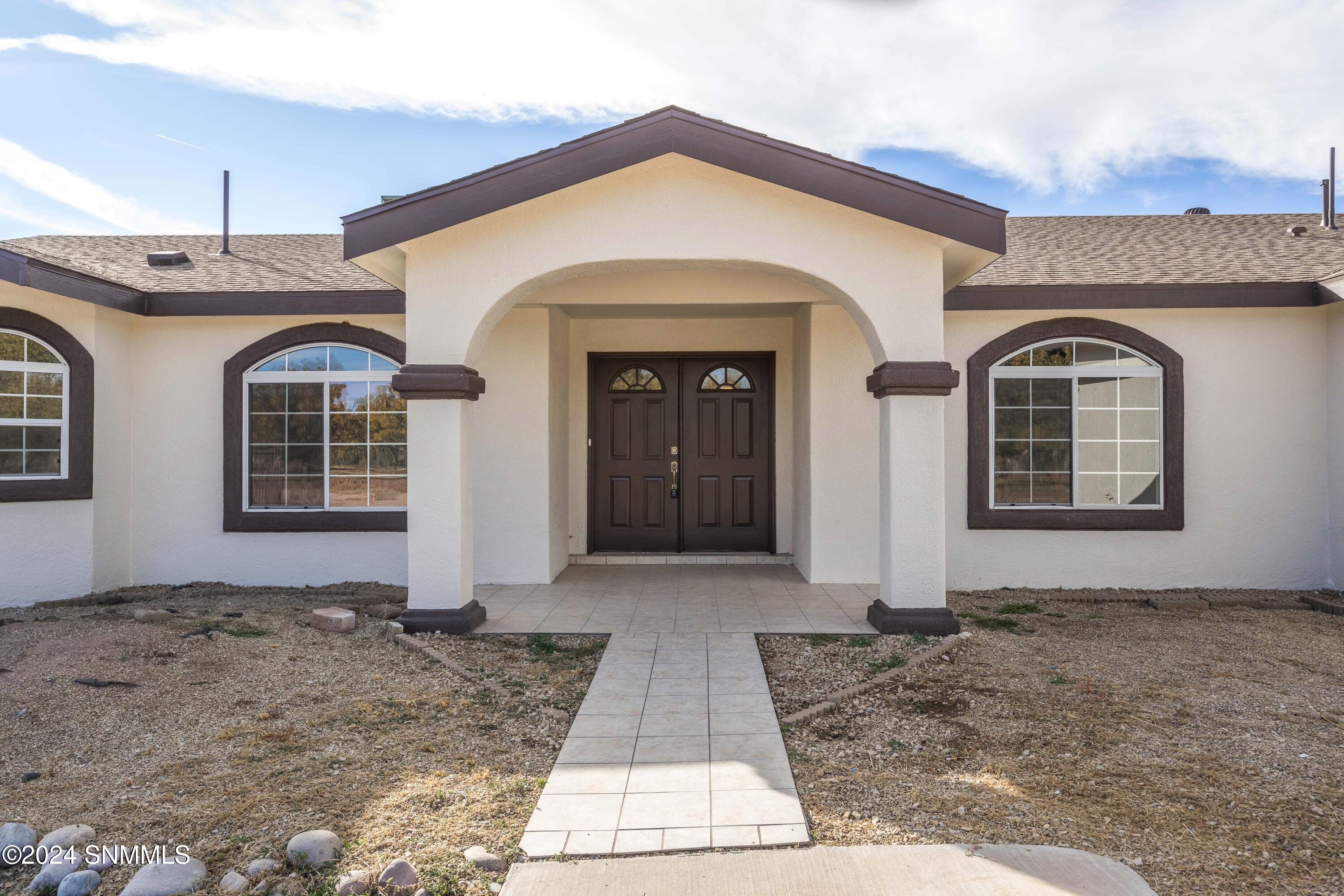 2703 Santa Clara Lane, Las Cruces, New Mexico image 3