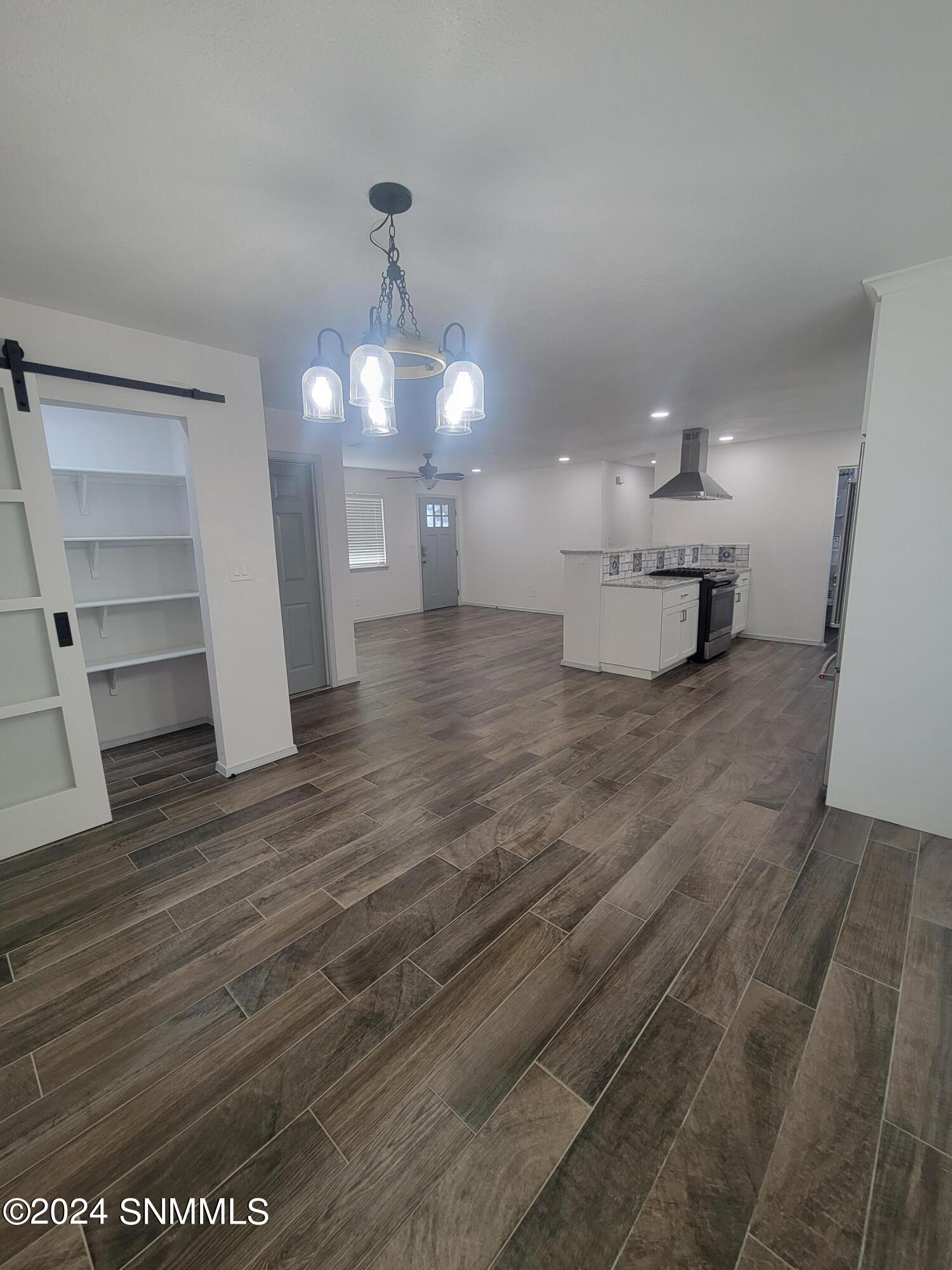 Las Cruces, New Mexico 88001, United States, 3 Bedrooms Bedrooms, ,2 BathroomsBathrooms,Residential,Active,44606