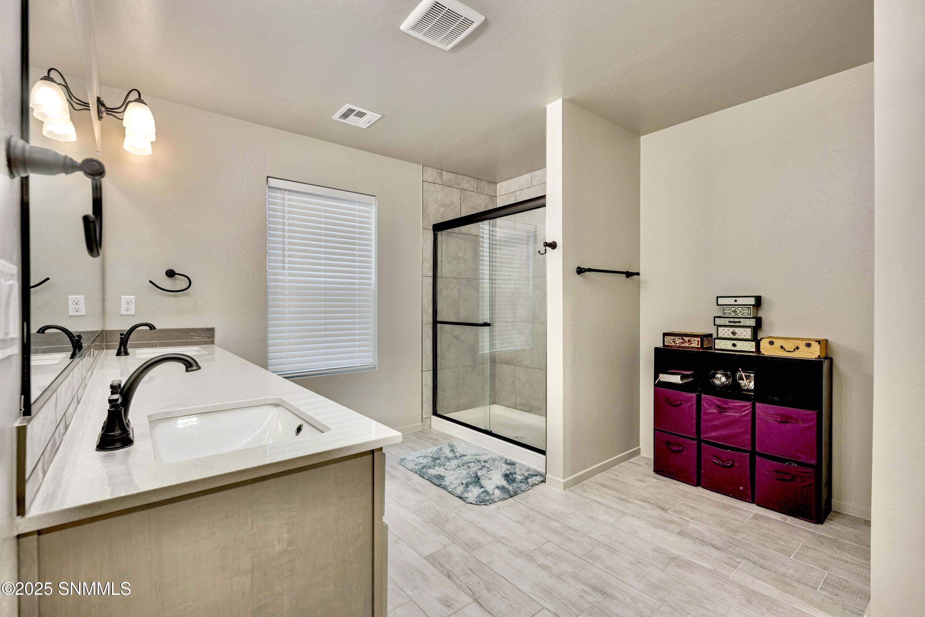 4957 Kailasa Drive, Las Cruces, New York image 22