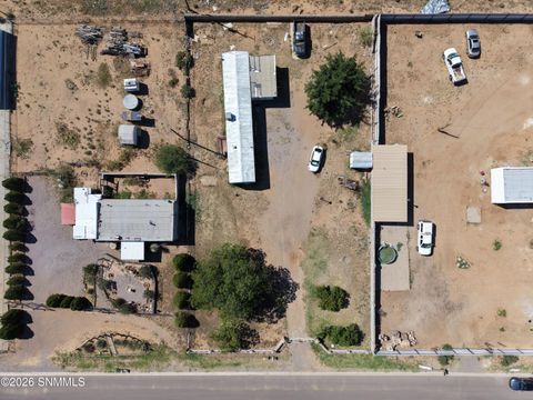 Mobile Home For Sale - 9518 Higgins Lane<br/> Las Cruces, NM 88011