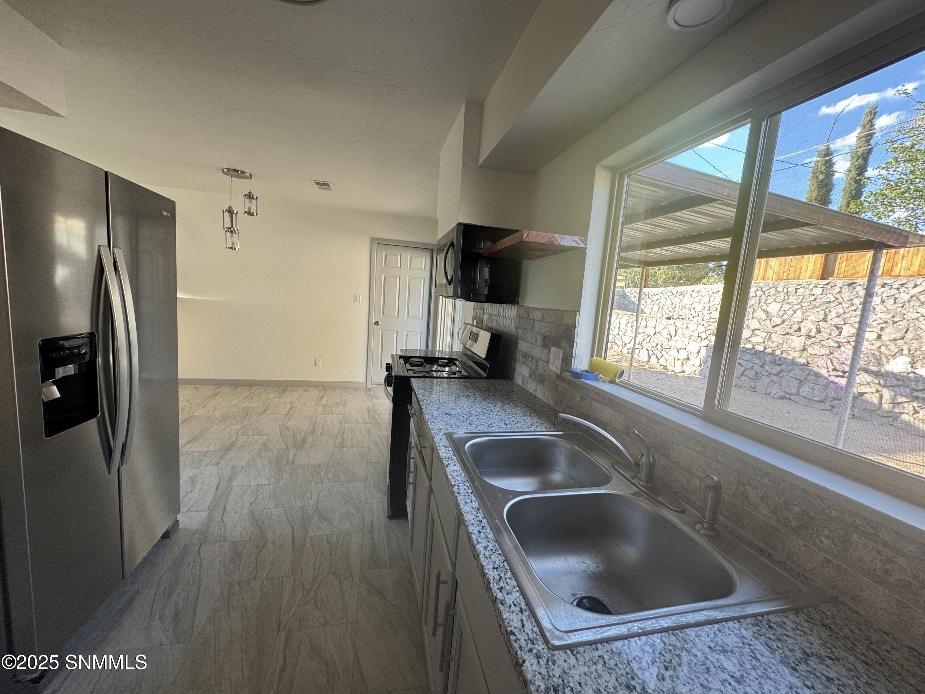 1304 Eucalyptus Drive, Las Cruces, New Mexico image 7