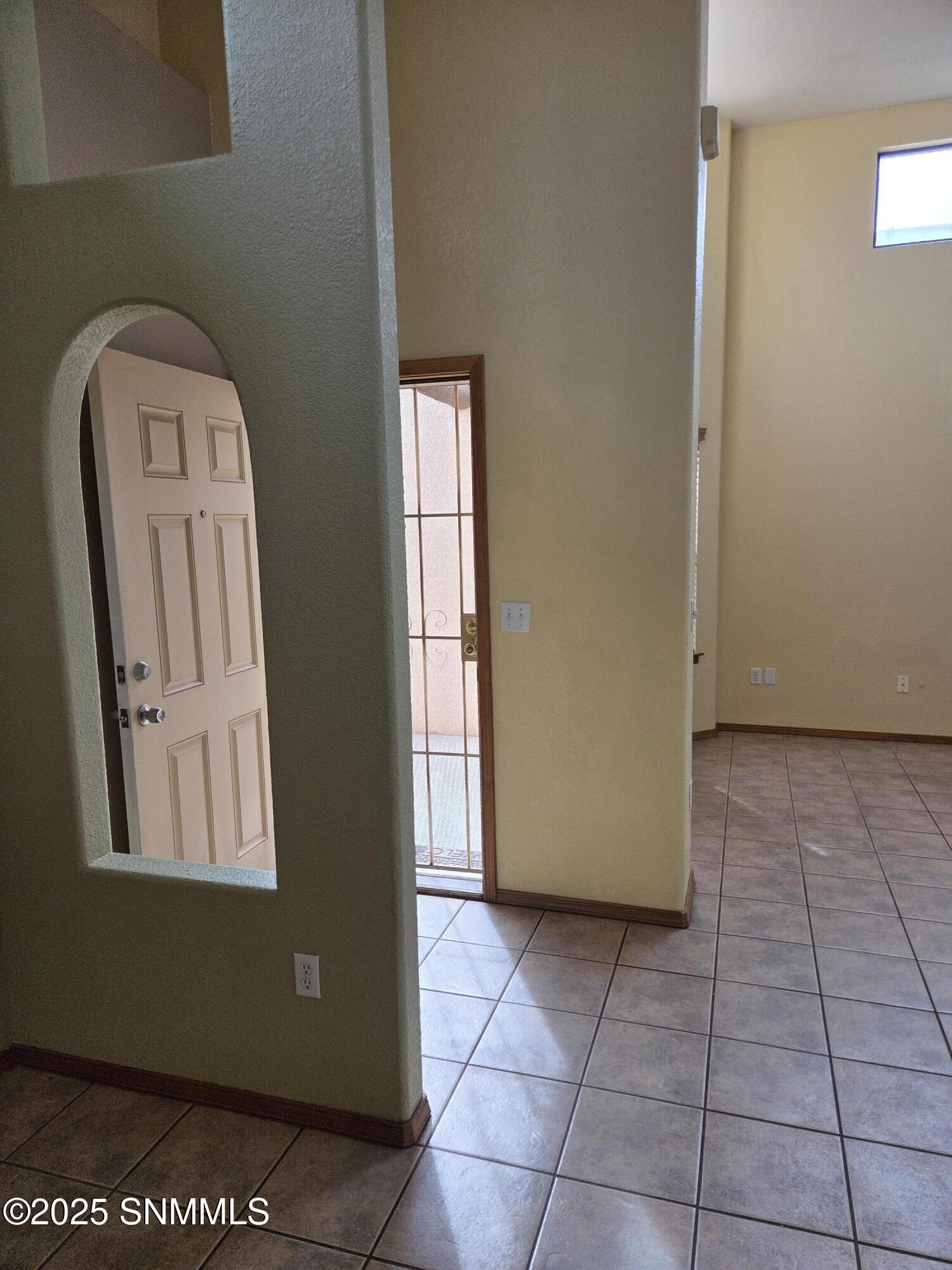 Las Cruces, New Mexico 88012, United States, 3 Bedrooms Bedrooms, ,2 BathroomsBathrooms,Residential,Active,208229