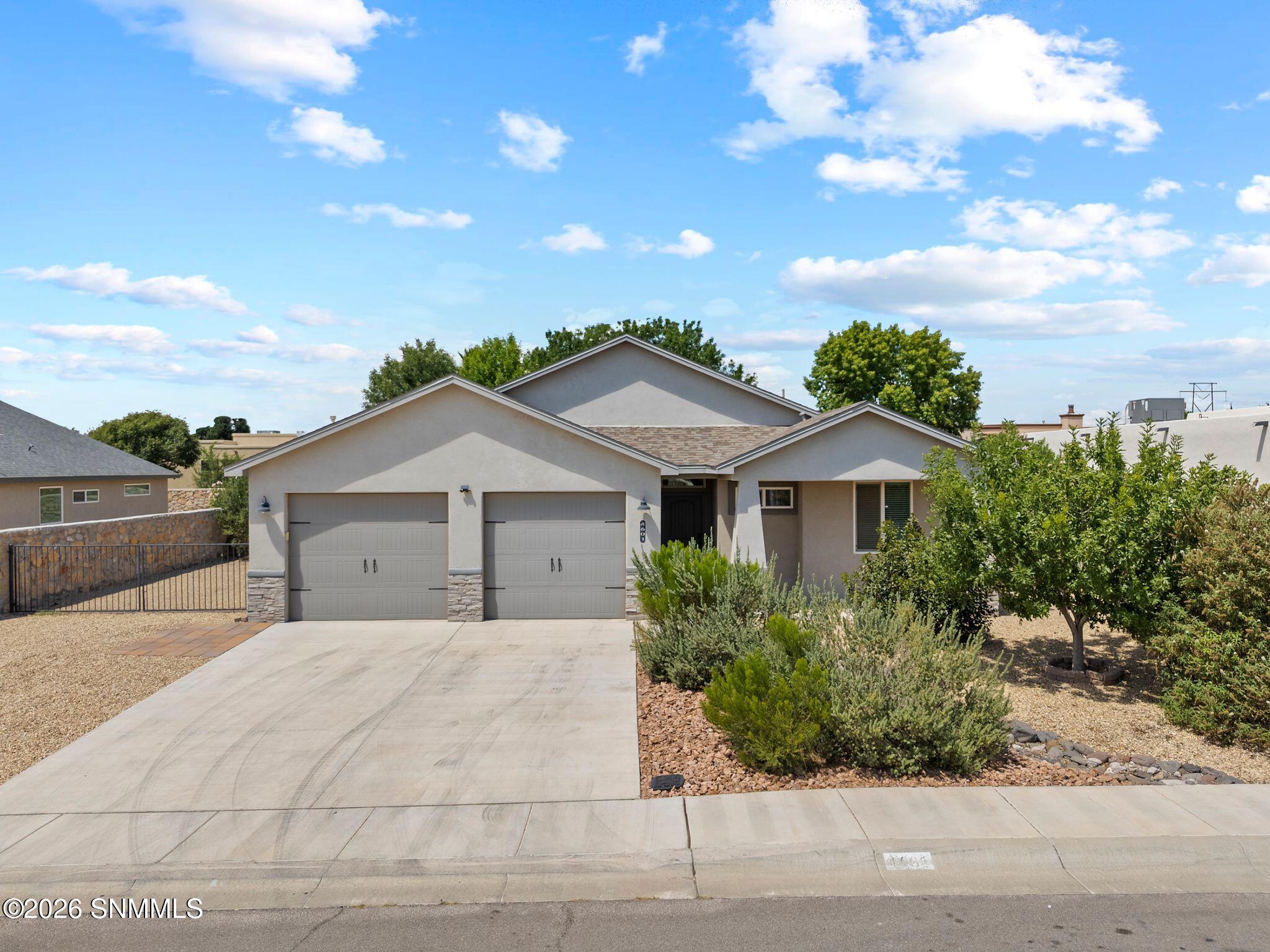 4601 Mesa Corta Drive - Photo 4