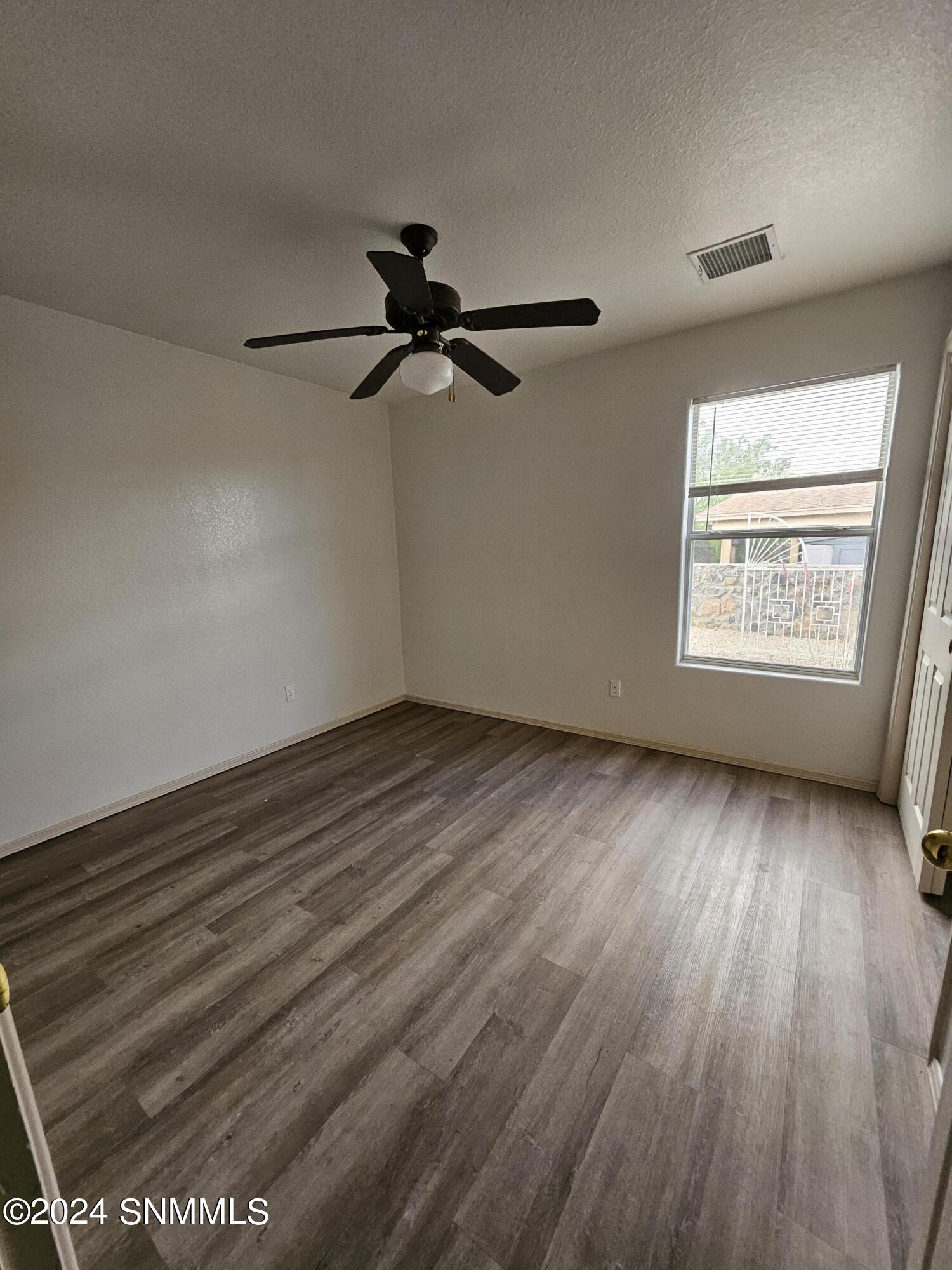 Las Cruces, New Mexico 88012, United States, 4 Bedrooms Bedrooms, ,2 BathroomsBathrooms,Residential,Active,56055