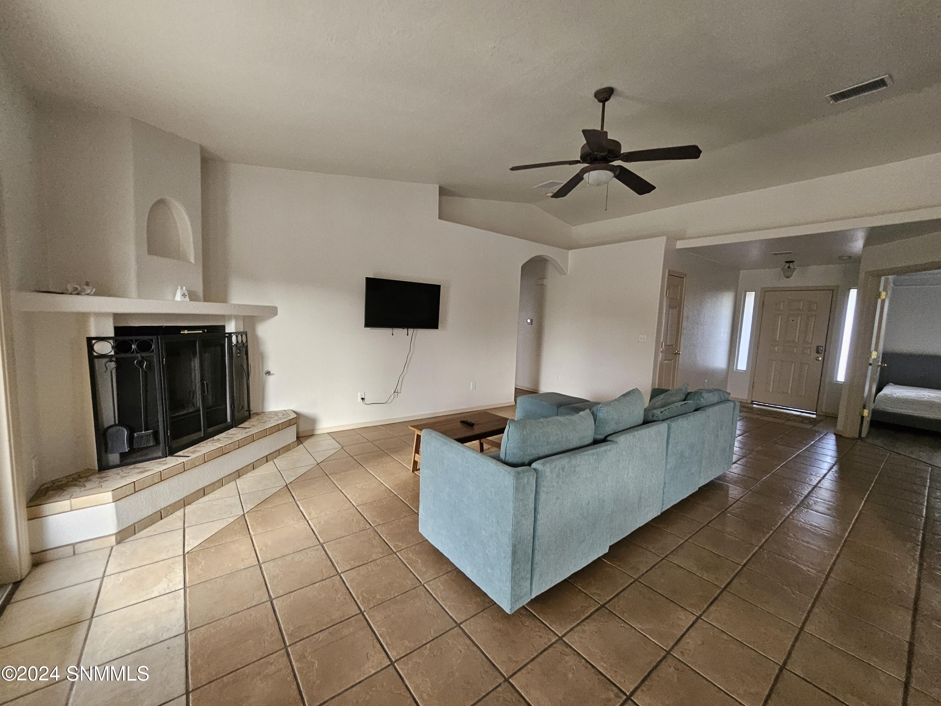 Las Cruces, New Mexico 88012, United States, 4 Bedrooms Bedrooms, ,2 BathroomsBathrooms,Residential,Active,56055