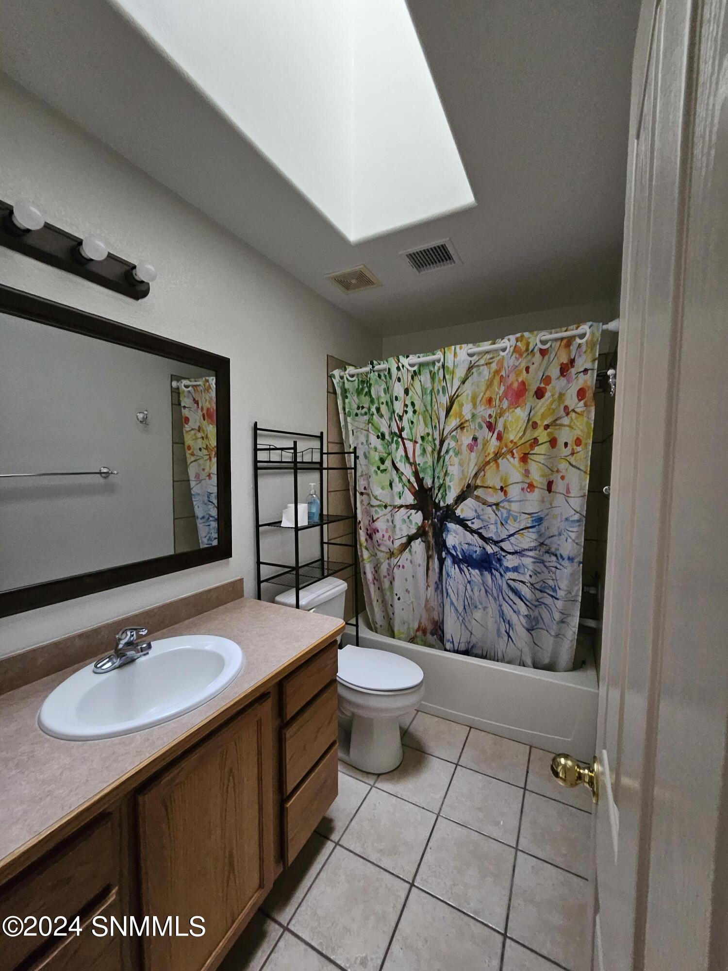 Las Cruces, New Mexico 88012, United States, 4 Bedrooms Bedrooms, ,2 BathroomsBathrooms,Residential,Active,56055