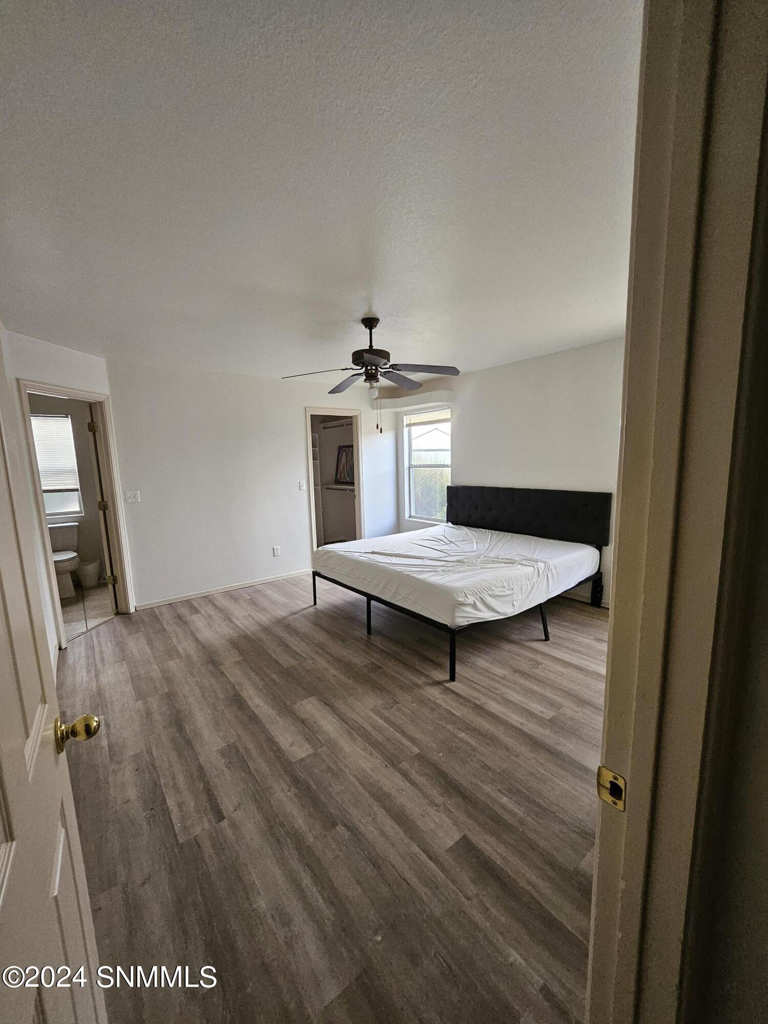 Las Cruces, New Mexico 88012, United States, 4 Bedrooms Bedrooms, ,2 BathroomsBathrooms,Residential,Active,56055