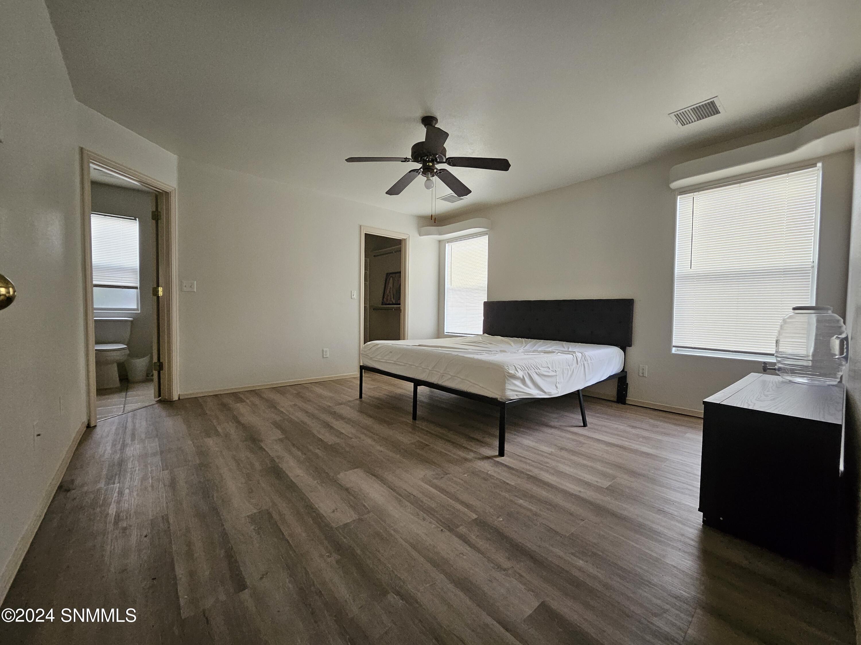 Las Cruces, New Mexico 88012, United States, 4 Bedrooms Bedrooms, ,2 BathroomsBathrooms,Residential,Active,56055