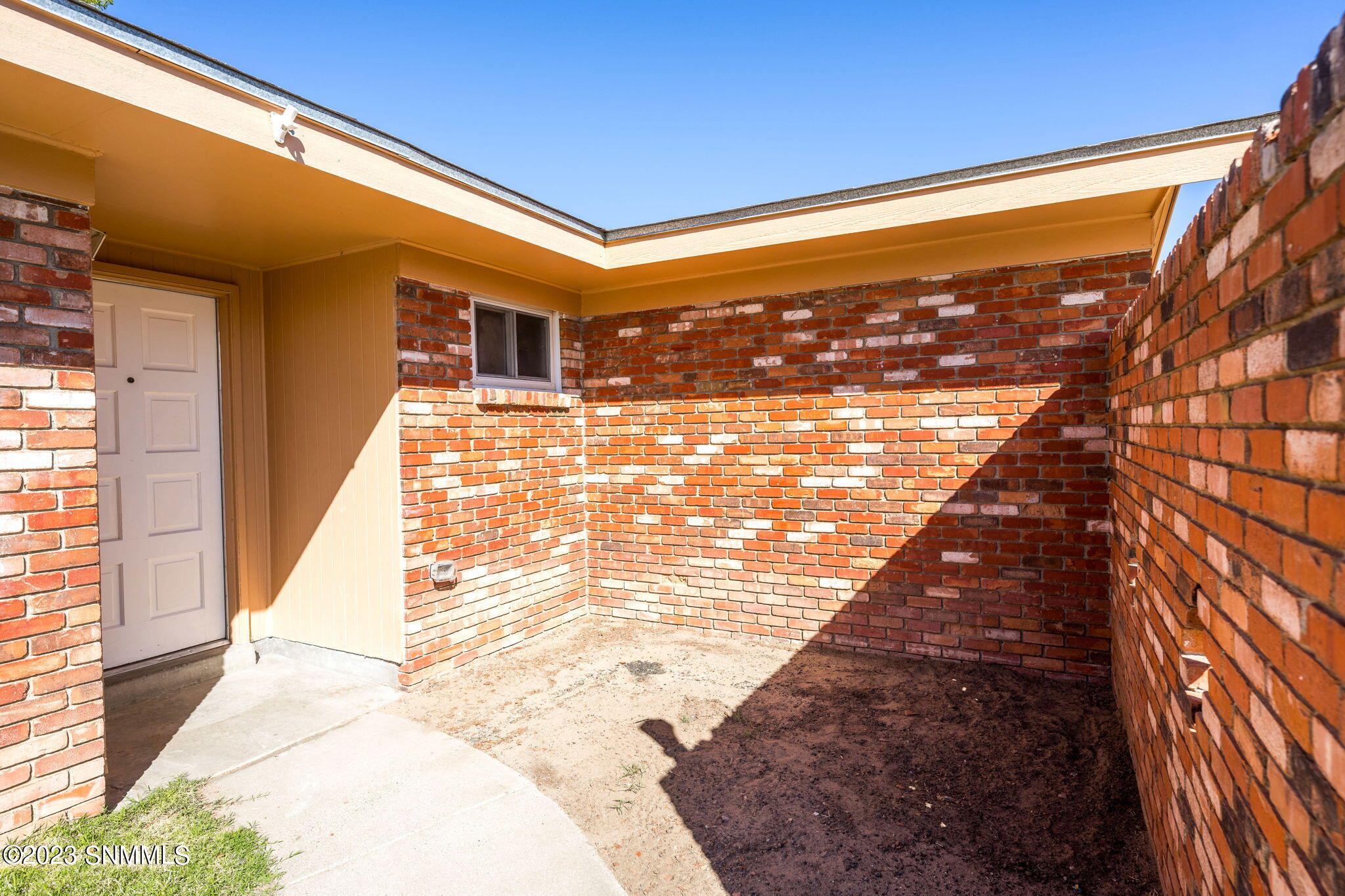 Las Cruces, New Mexico 88011, United States, 3 Bedrooms Bedrooms, ,2 BathroomsBathrooms,Residential,Pending,68864