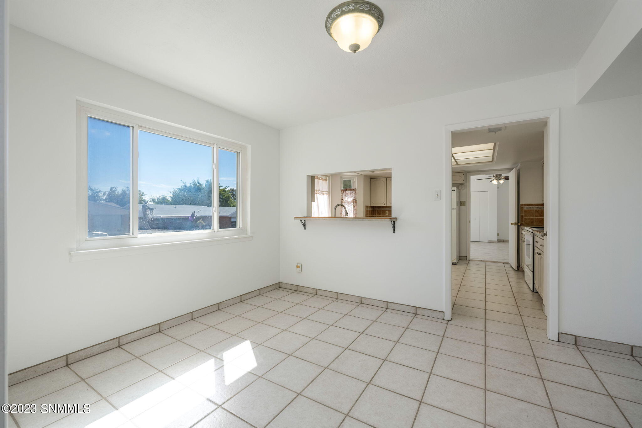 Las Cruces, New Mexico 88011, United States, 3 Bedrooms Bedrooms, ,2 BathroomsBathrooms,Residential,Pending,68864