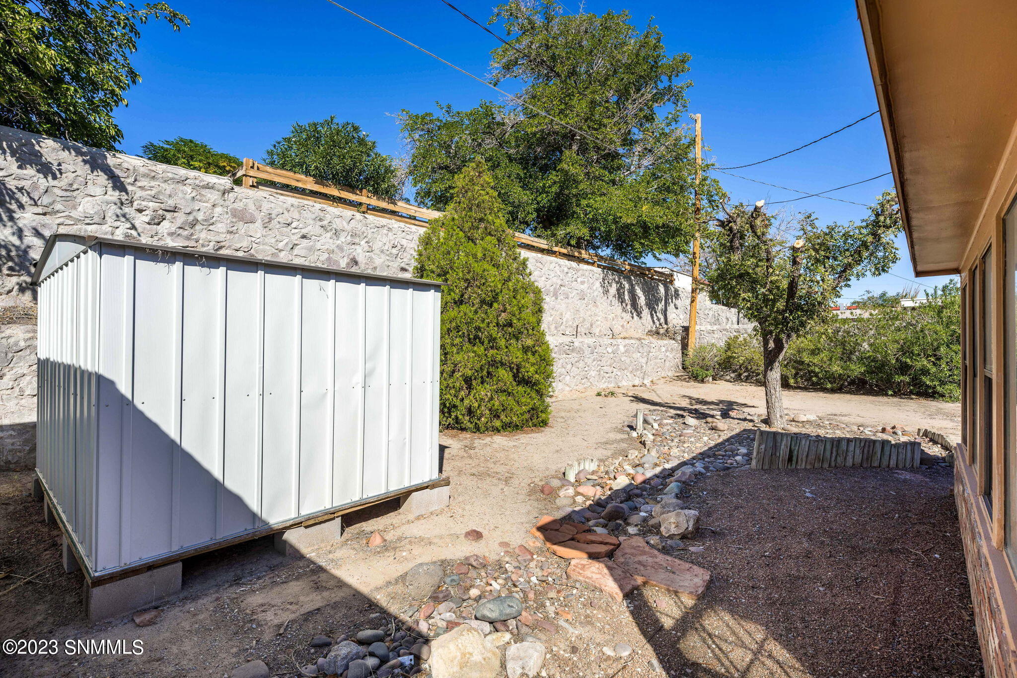 Las Cruces, New Mexico 88011, United States, 3 Bedrooms Bedrooms, ,2 BathroomsBathrooms,Residential,Pending,68864