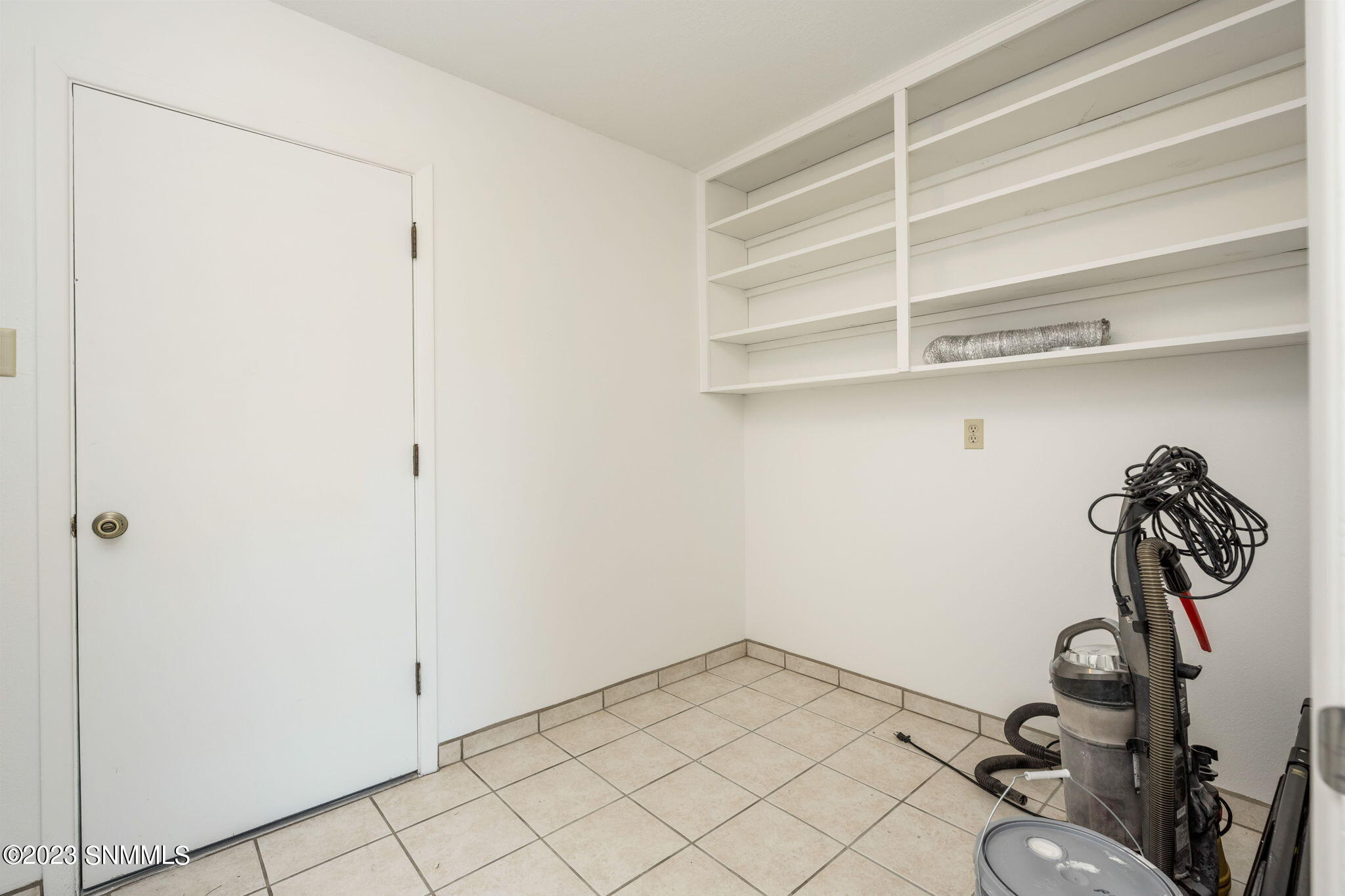 Las Cruces, New Mexico 88011, United States, 3 Bedrooms Bedrooms, ,2 BathroomsBathrooms,Residential,Pending,68864